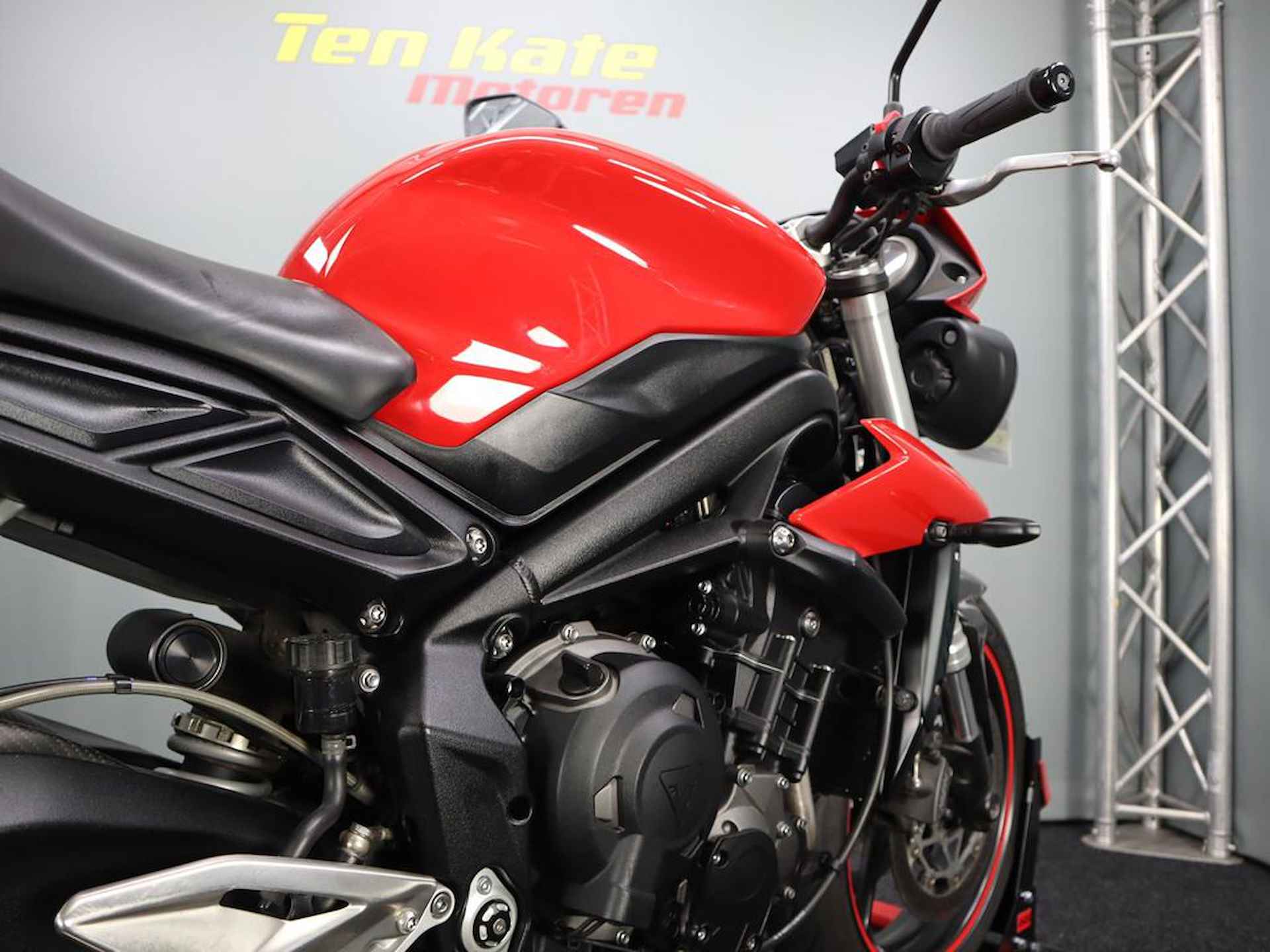 Triumph Street Triple S - 14/15