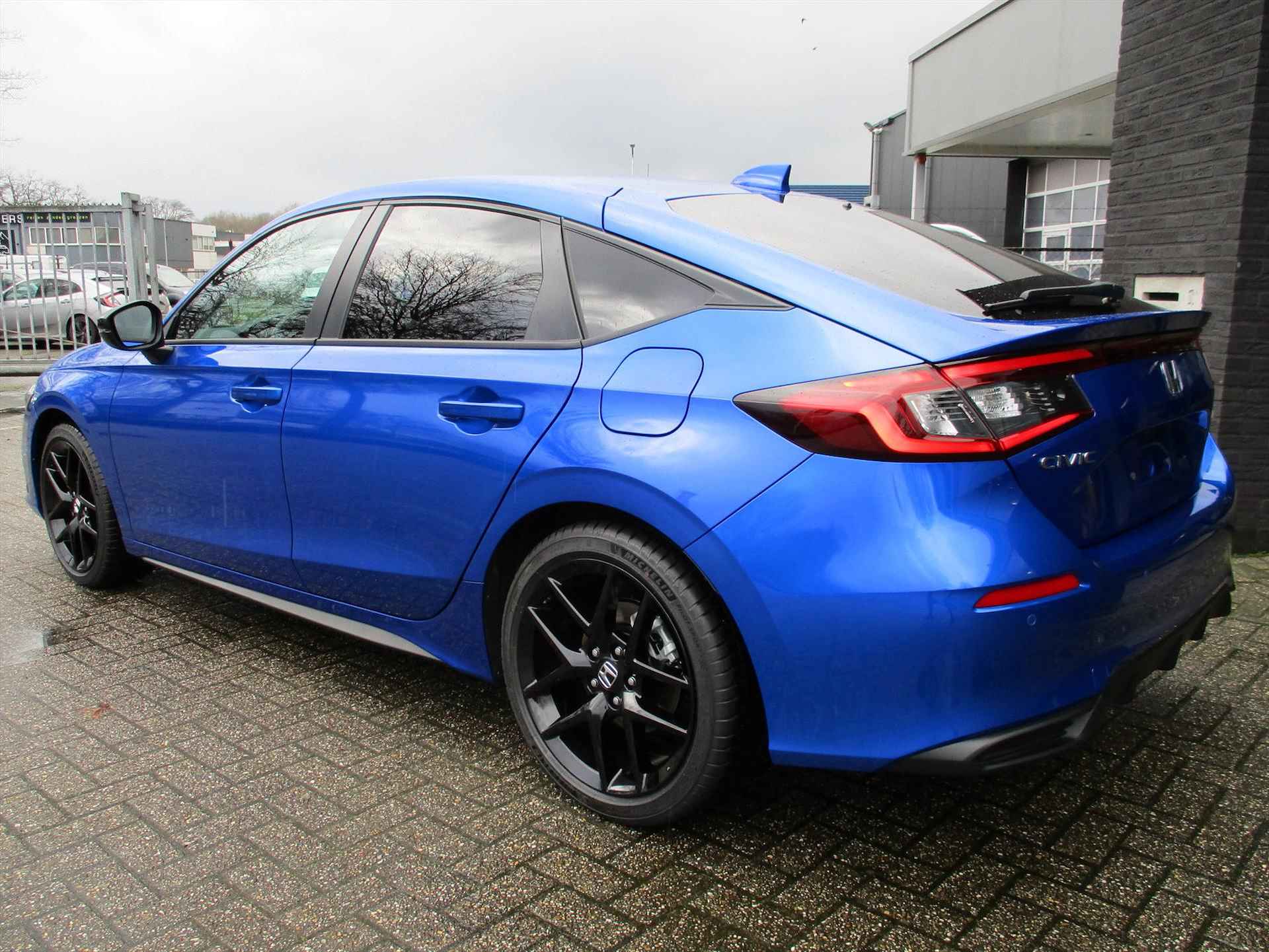 HONDA Civic 2.0 HYBRID 184PK eCVT Sport | Rijklaar - 3/16