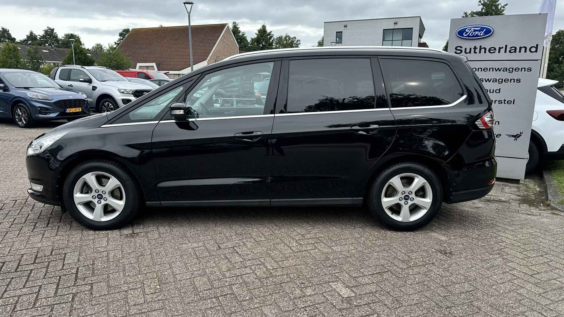 Ford Galaxy 1.5 Ecoboost Titanium 150pk | 7 persoons | Trekhaak | Navigatie | Alcantara bekleding | Memory Seats | Nieuwe Distributie riem  | Elektrische achterklep - 5/25