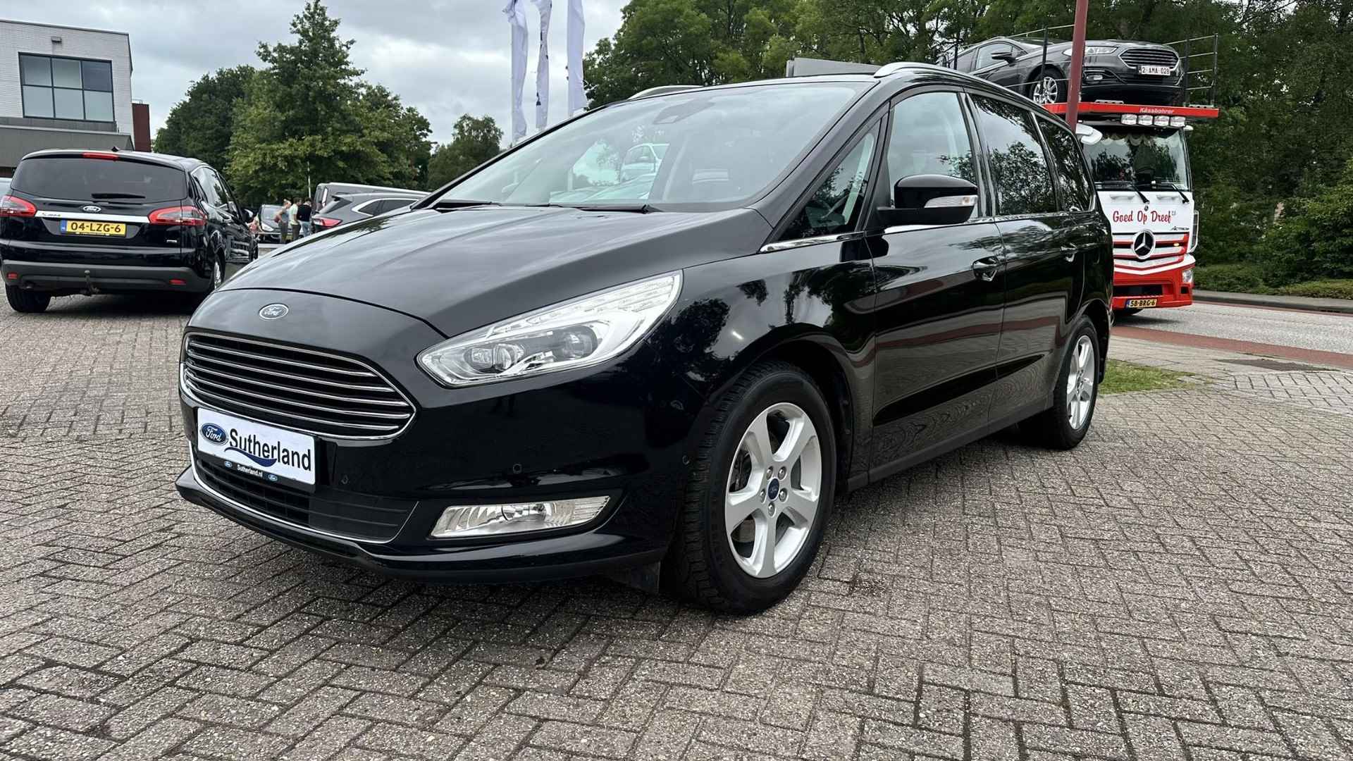 Ford Galaxy 1.5 Ecoboost Titanium 150pk | 7 persoons | Trekhaak | Navigatie | Alcantara bekleding | Memory Seats | Nieuwe Distributie riem  | Elektrische achterklep - 6/25