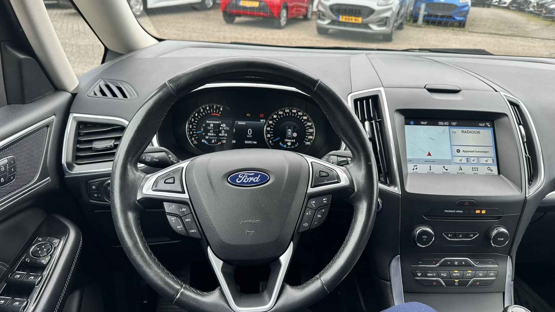 Ford Galaxy 1.5 Ecoboost Titanium 150pk | 7 persoons | Trekhaak | Navigatie | Alcantara bekleding | Memory Seats | Nieuwe Distributie riem  | Elektrische achterklep - 8/25