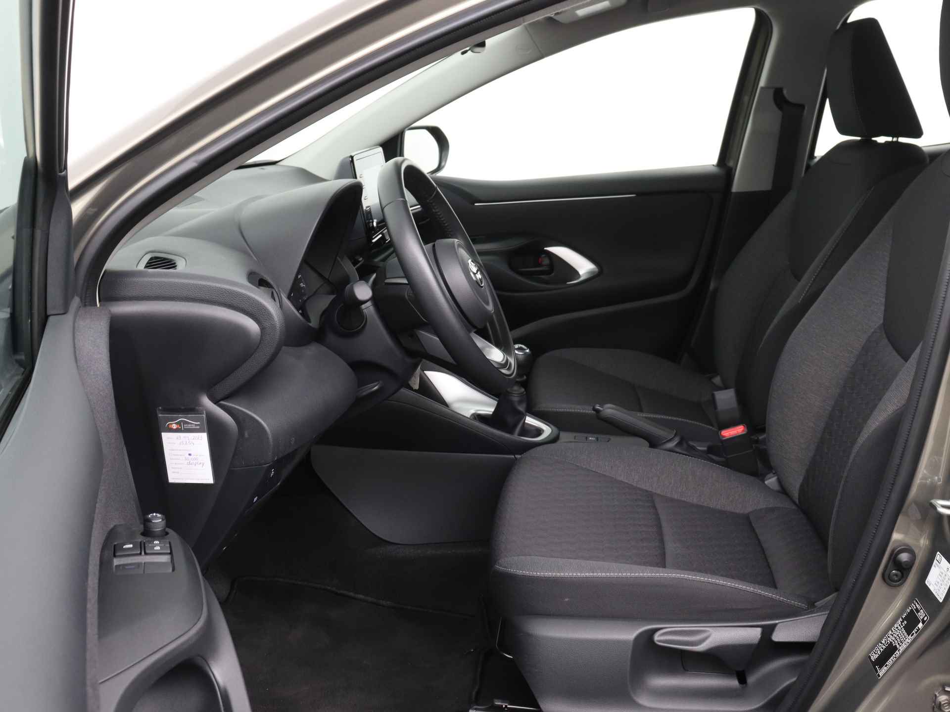 Toyota Yaris 1.5 VVT-i Active | Airco | Camera | Apple Carplay/Android Auto | - 20/40