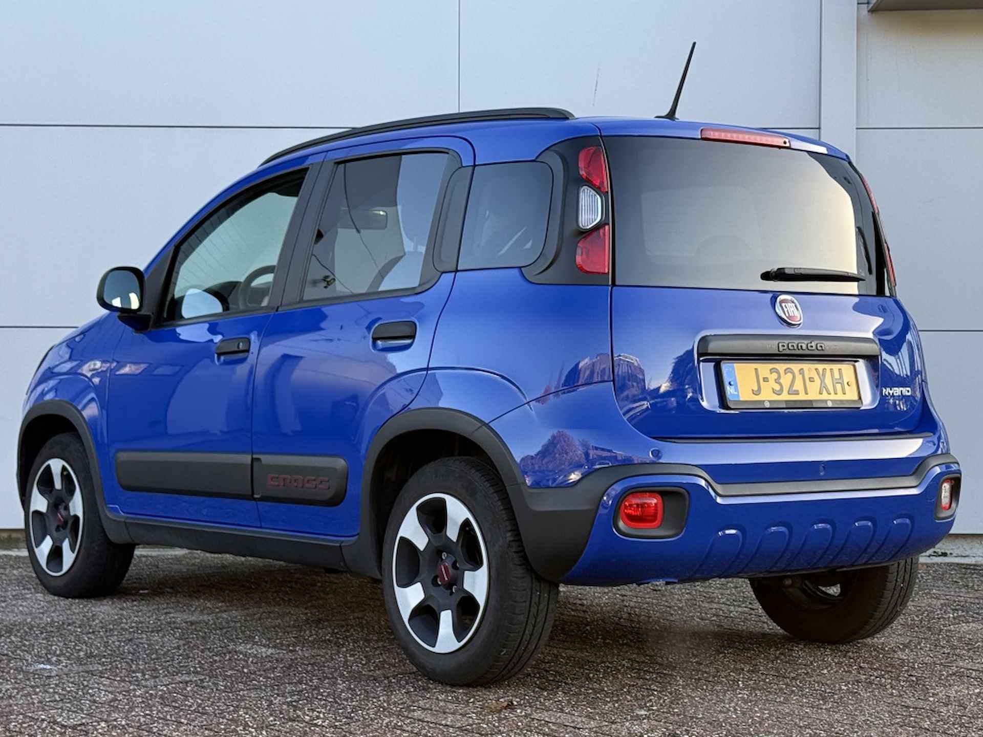 Fiat Panda 1.0 Hybrid 70 PK City Cross | Airco | PDC - 4/15