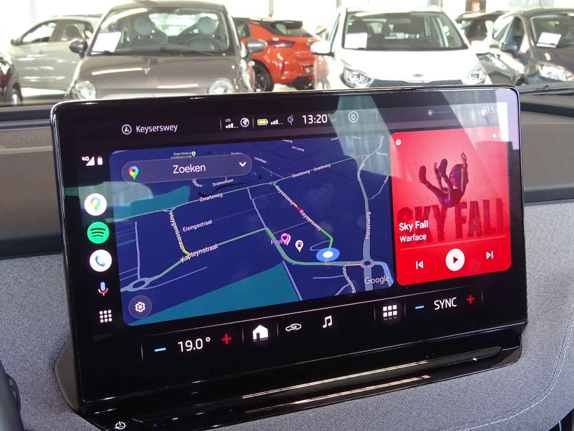 Škoda ENYAQ iV 50 Apple Carplay | Android Auto - 25/40
