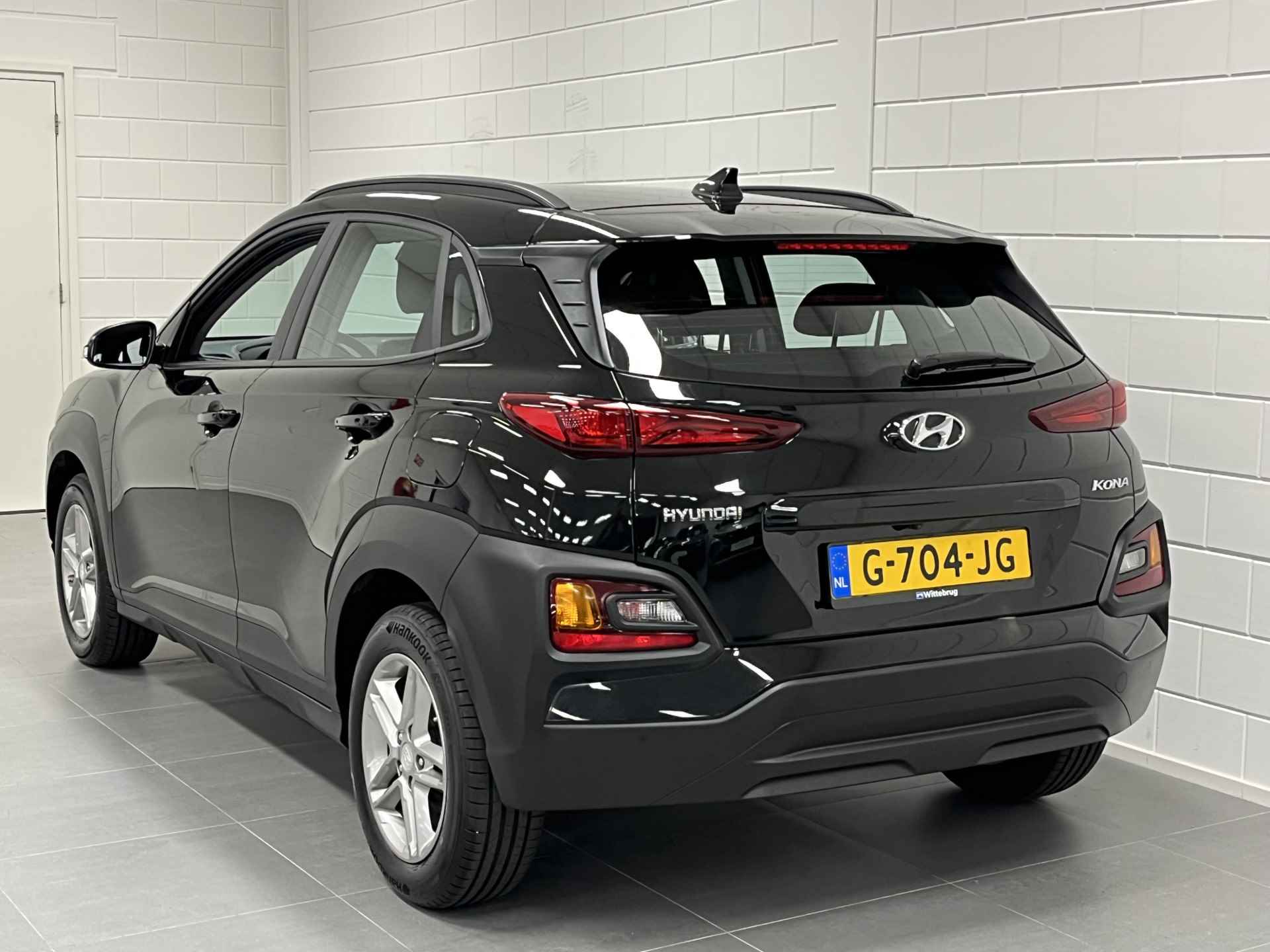 Hyundai KONA 1.0 T-GDI Comfort NAVIGATIE | PARKEERCAMERA | CRUISE CONTROL | NETTE AUTO MET HOGE INSTAP! - 11/43