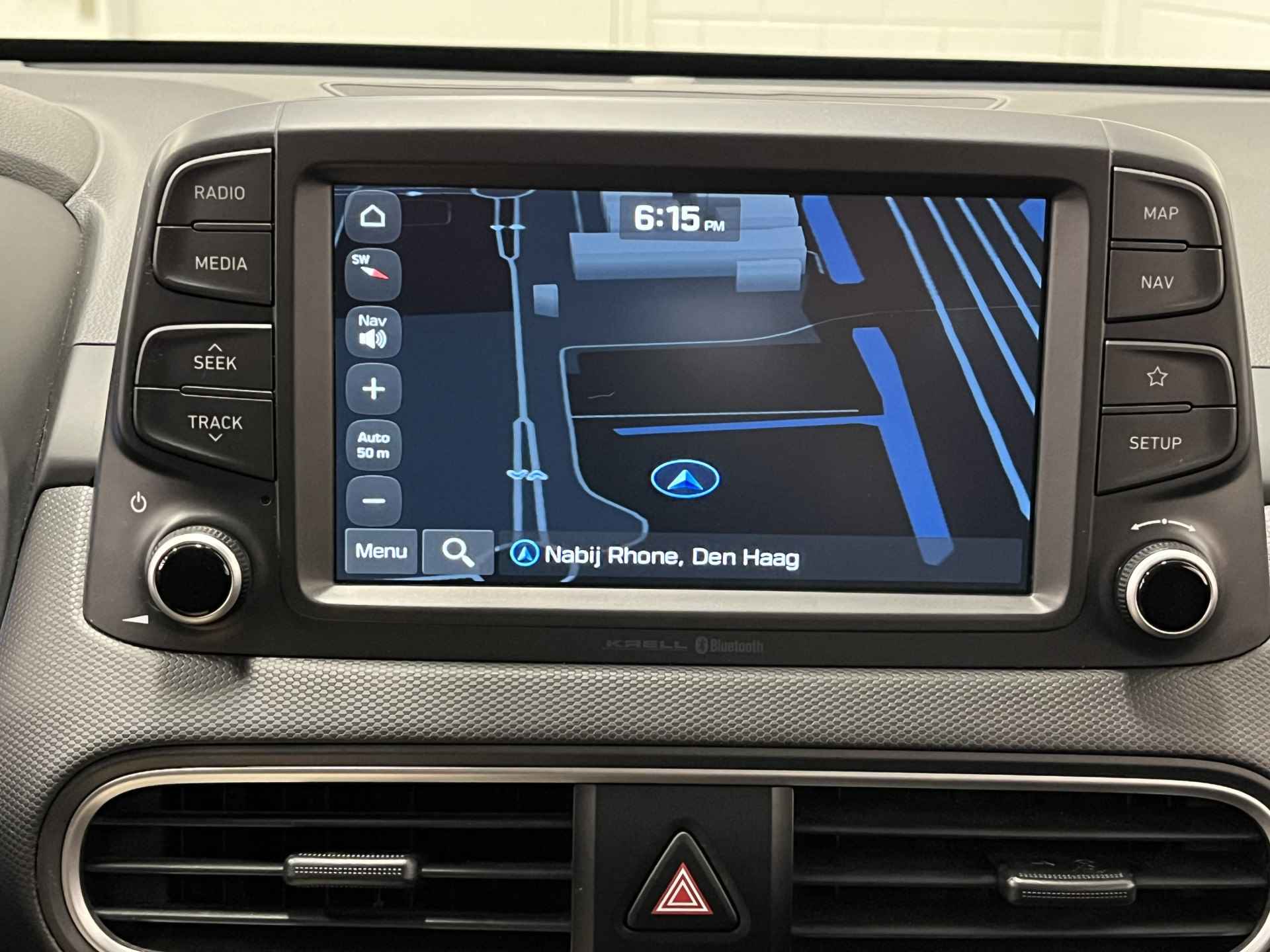 Hyundai KONA 1.0 T-GDI Comfort NAVIGATIE | PARKEERCAMERA | CRUISE CONTROL | NETTE AUTO MET HOGE INSTAP! - 29/43