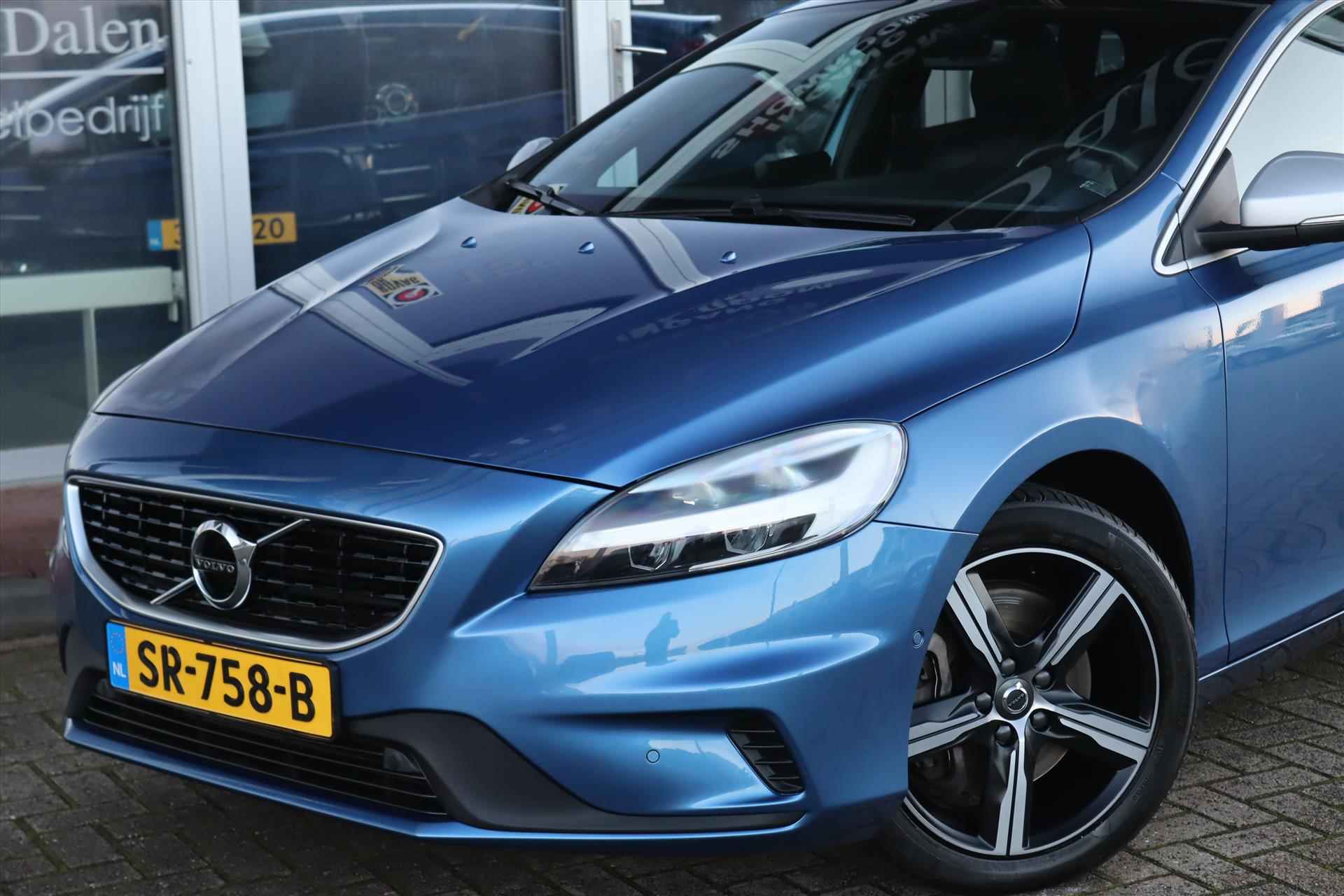 Volvo V40 2.0 T4 190PK AUTOMAAT R-DESIGN Navi | Panodak | Leer | Stoelverw. | Trekh Afn. | Camera | Led | Pdc v+a | Clima | Cruise | - 54/57