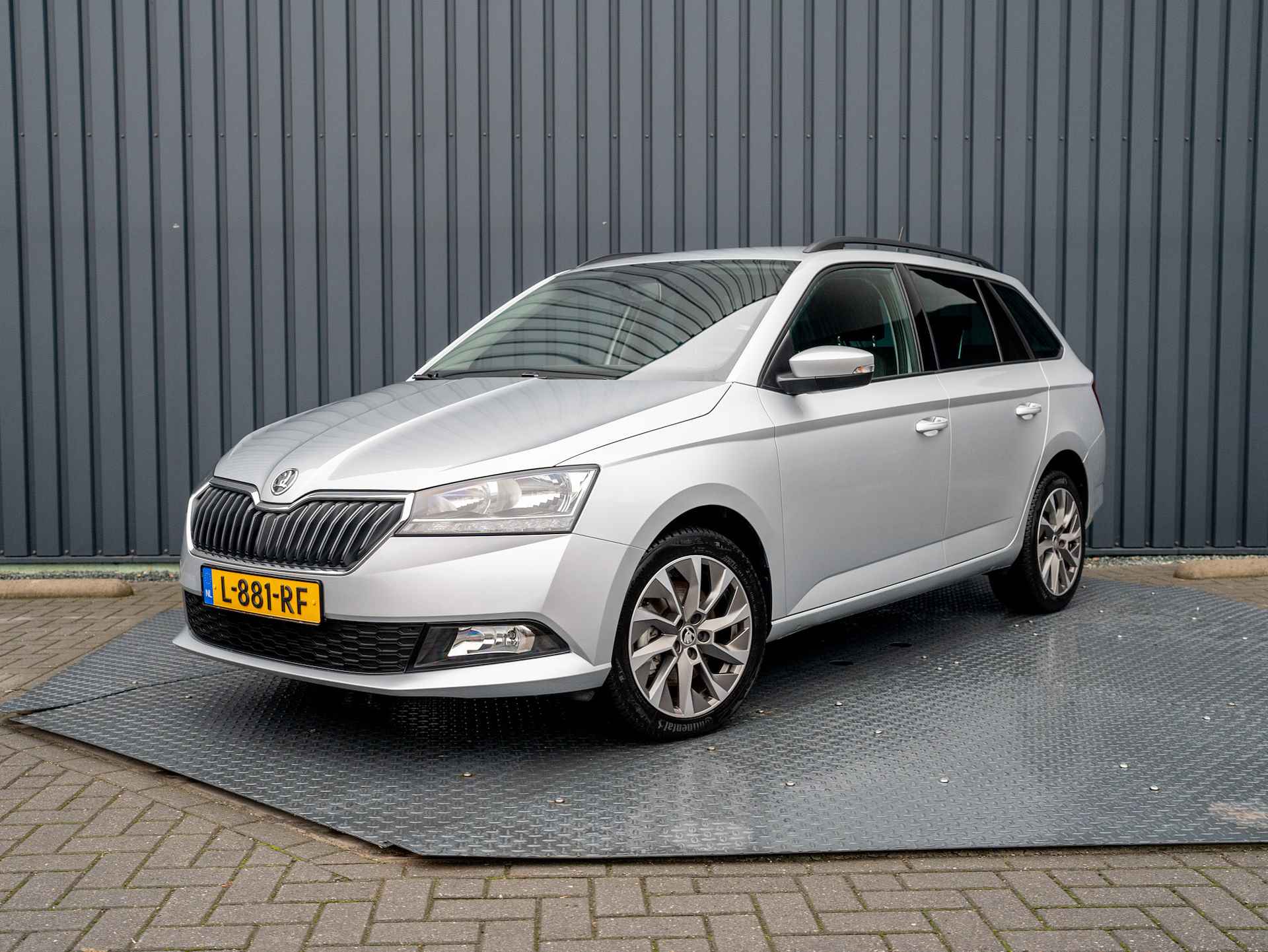 Škoda Fabia Combi 1.0 TSI DSG Business Edition | Parkeersensoren | Apple Carplay / Android Auto | Prijs Rijklaar!! - 41/41