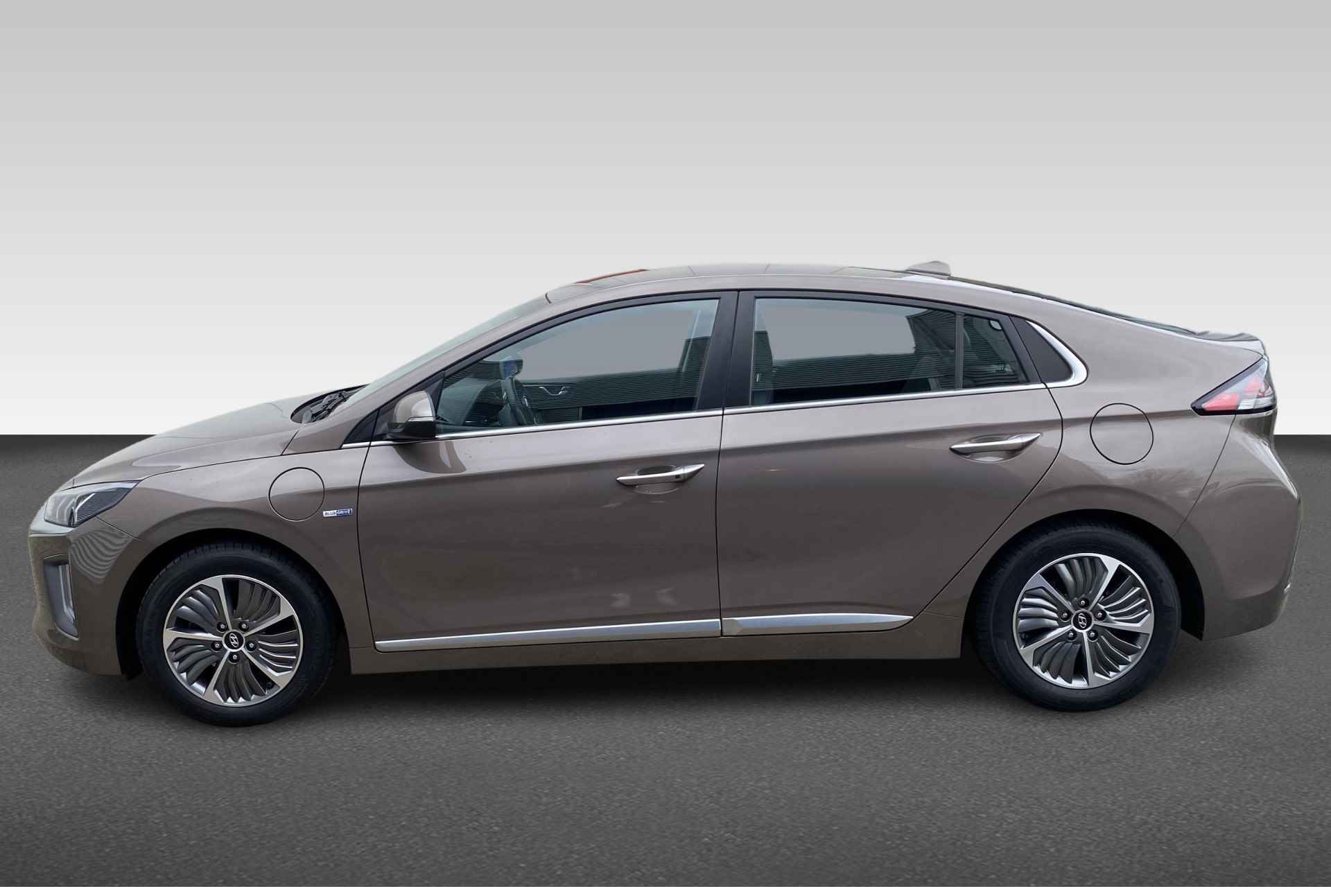 Hyundai IONIQ 1.6 GDi PHEV Premium - 2/27
