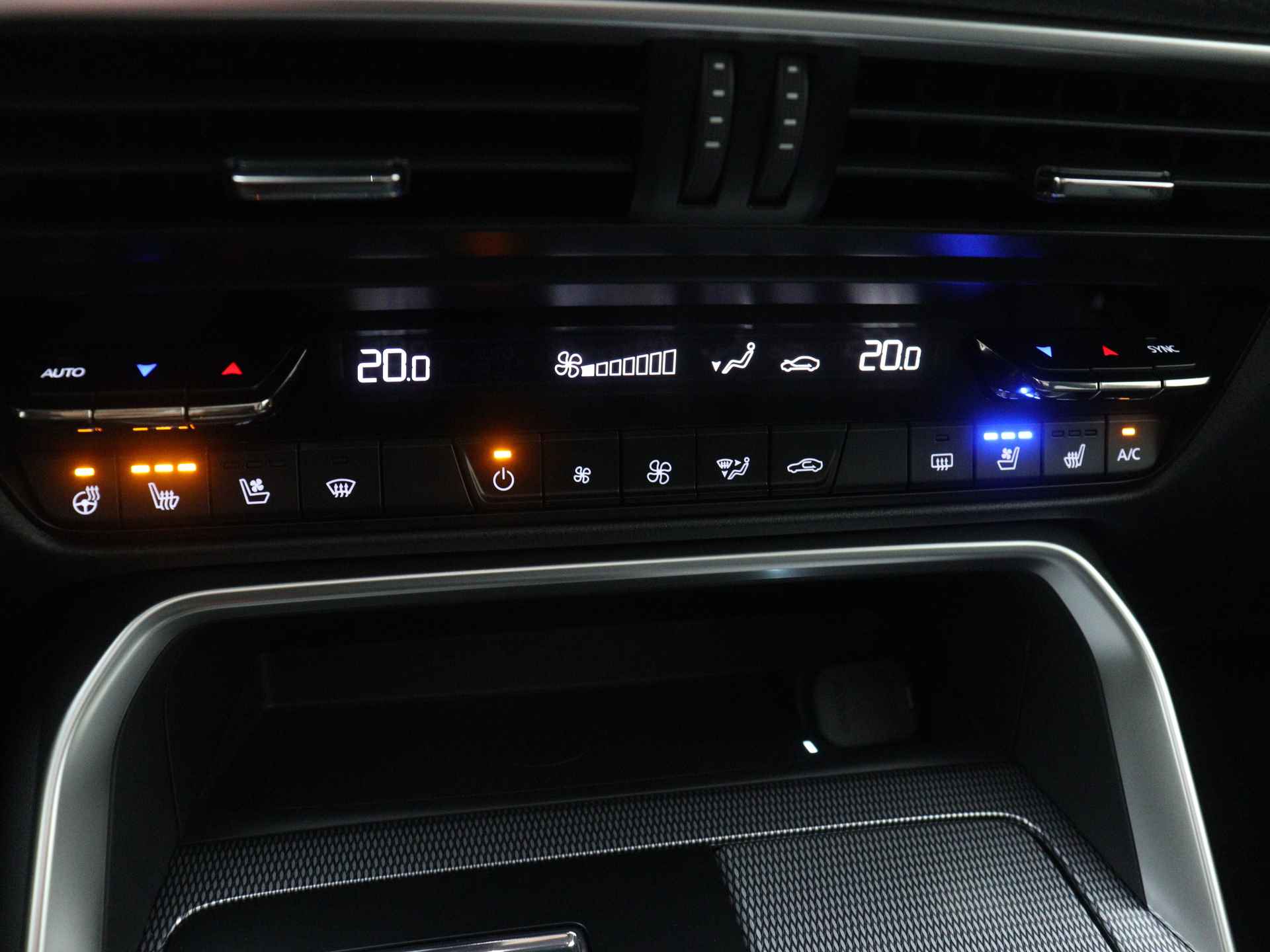 Mazda CX60 2.5 e-SkyActiv PHEV Homura | BOSE | 360 Camera | Apple CarPlay | Android Auto | Full Options - 9/45