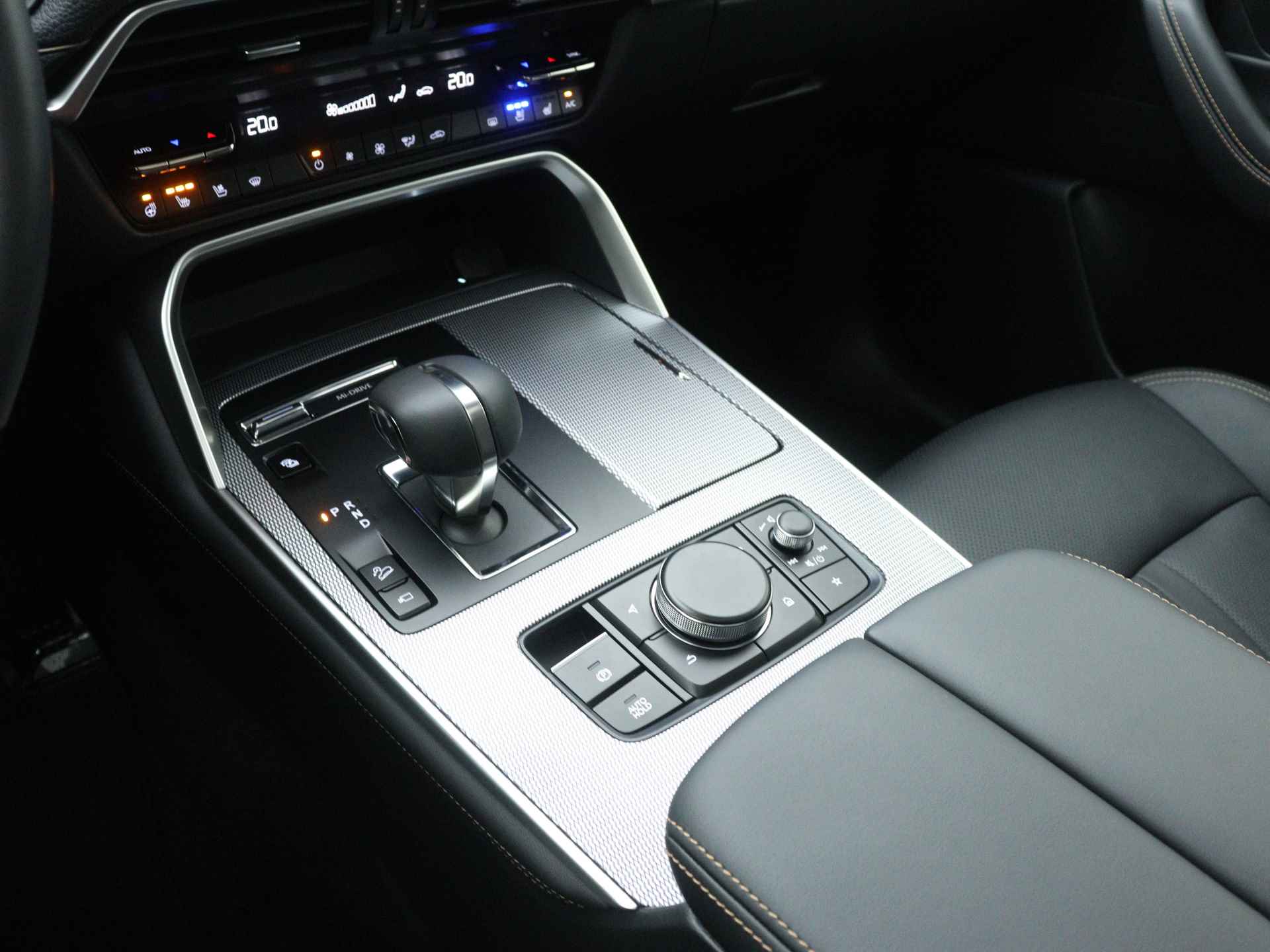 Mazda CX60 2.5 e-SkyActiv PHEV Homura | BOSE | 360 Camera | Apple CarPlay | Android Auto | Full Options - 10/45