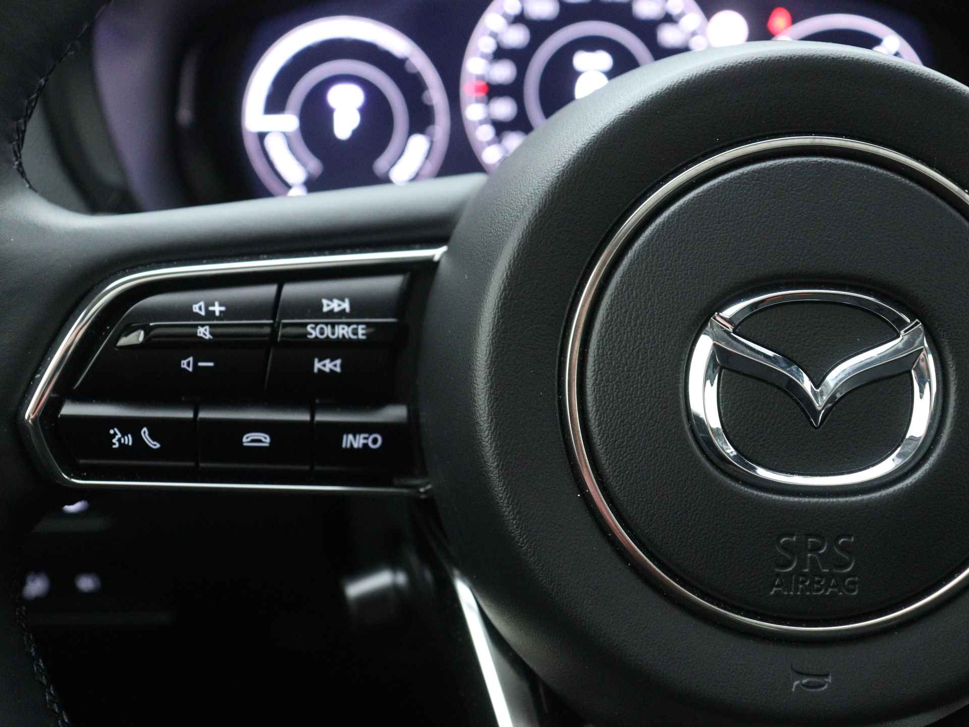 Mazda CX60 2.5 e-SkyActiv PHEV Homura | BOSE | 360 Camera | Apple CarPlay | Android Auto | Full Options - 18/45