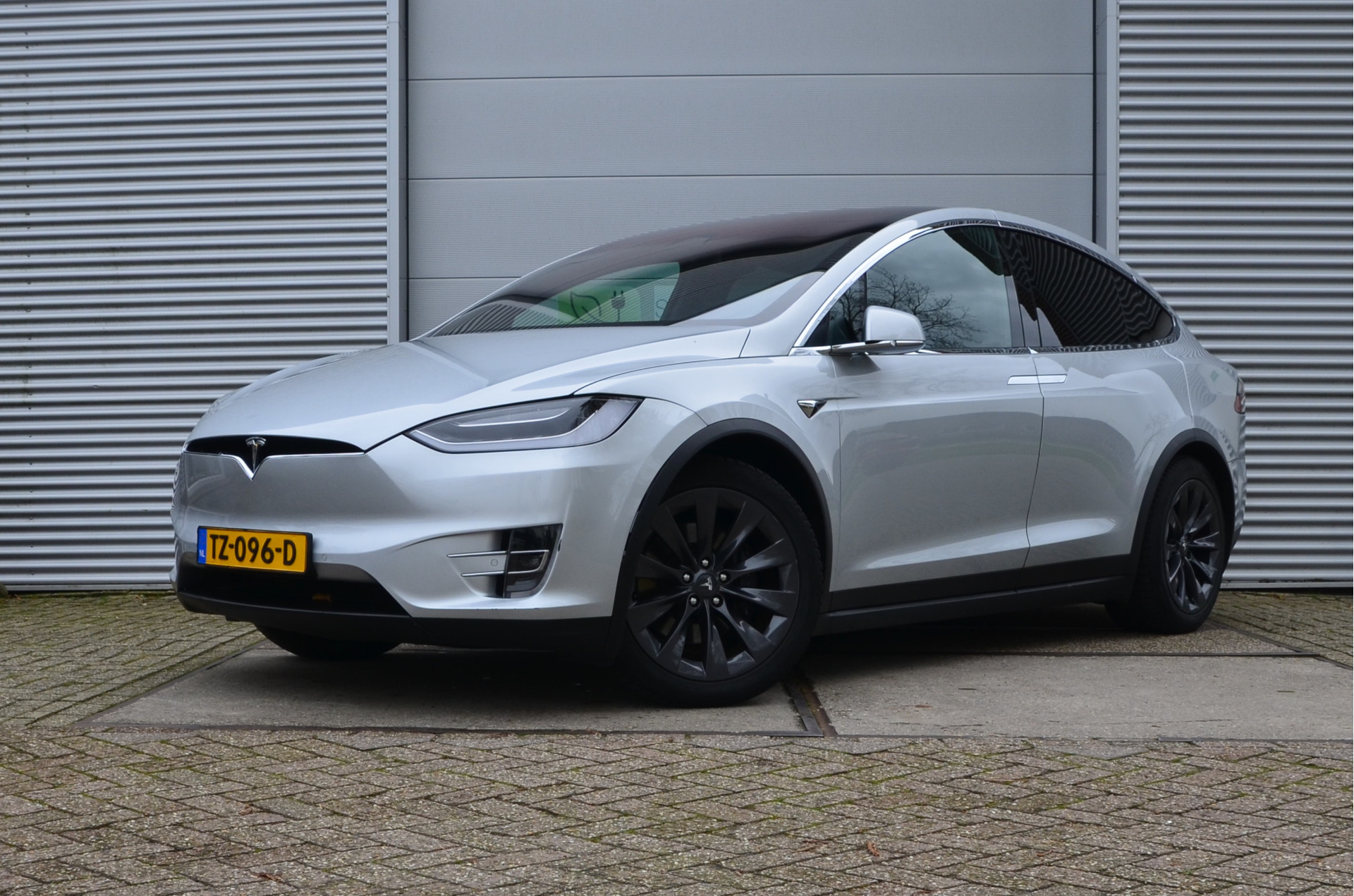 Tesla Model X 100D 6p. Enhanced AutoPilot2.5, incl. BTW bij viaBOVAG.nl