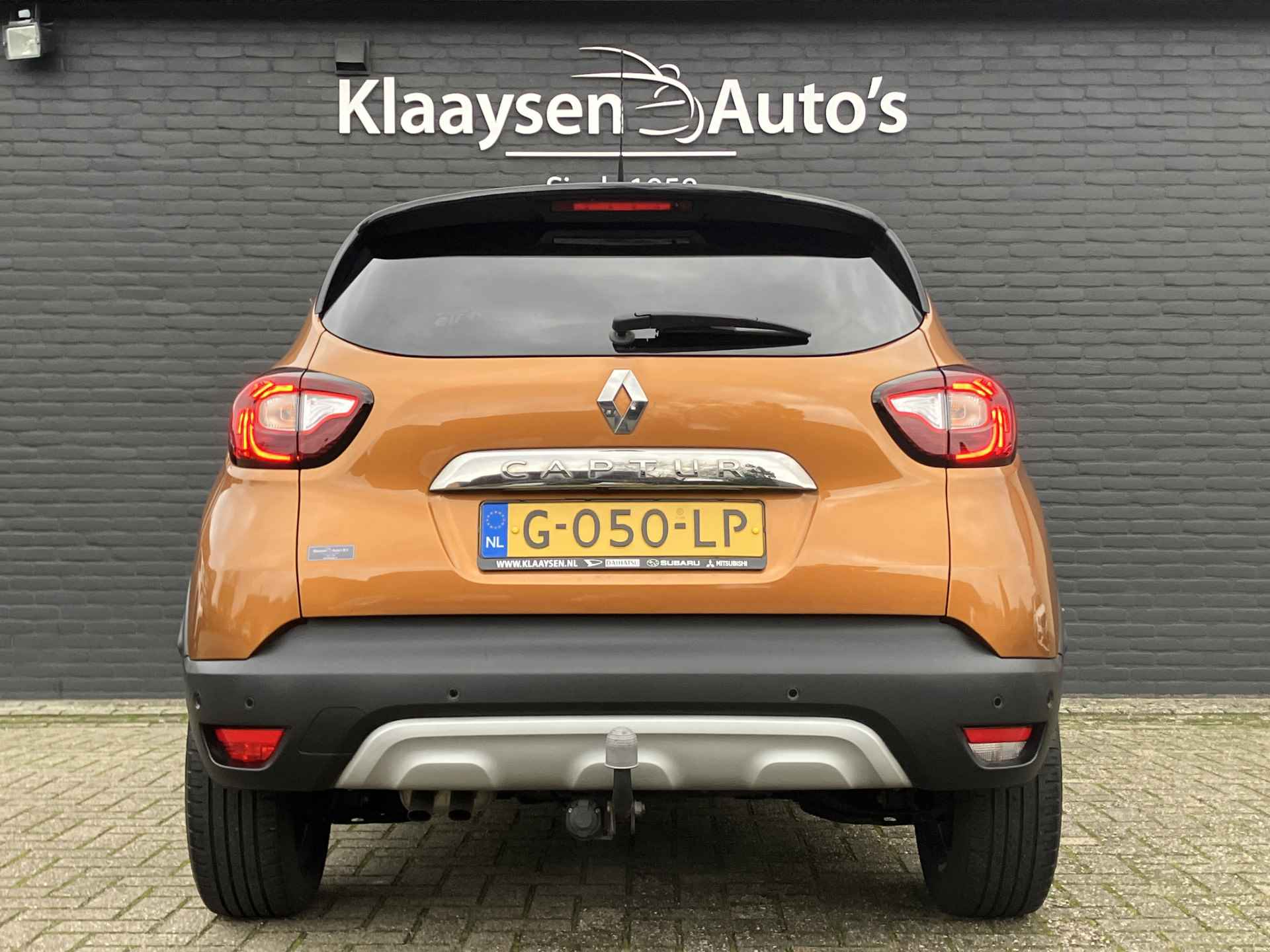 Renault Captur 1.3 TCe Intens | 1e eigenaar | dealer onderhouden | bi-tone | navigatie | cruise control | camera | trekhaak - 7/35