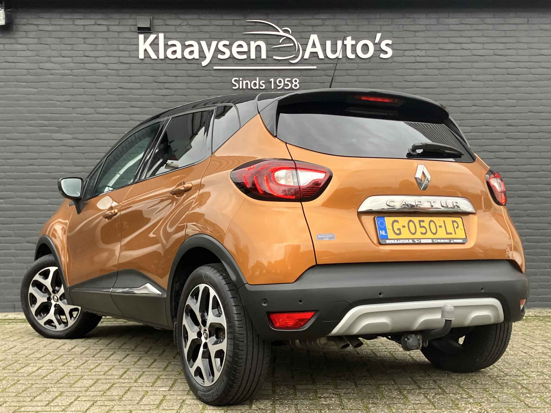 Renault Captur 1.3 TCe Intens | 1e eigenaar | dealer onderhouden | bi-tone | navigatie | cruise control | camera | trekhaak - 8/35