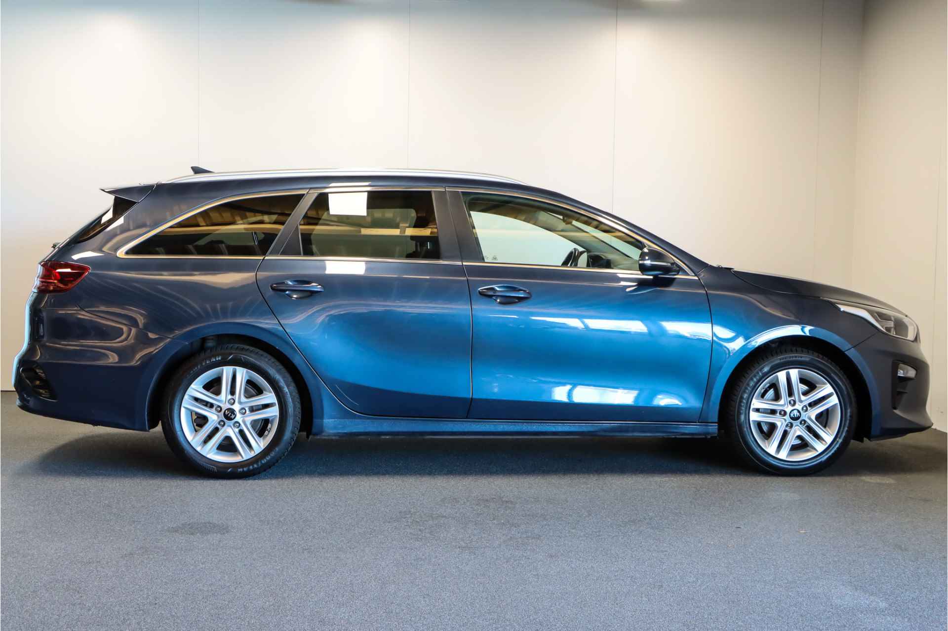 Kia Ceed Sportswagon 1.0 T-GDi DynamicPlusLine - 6/36