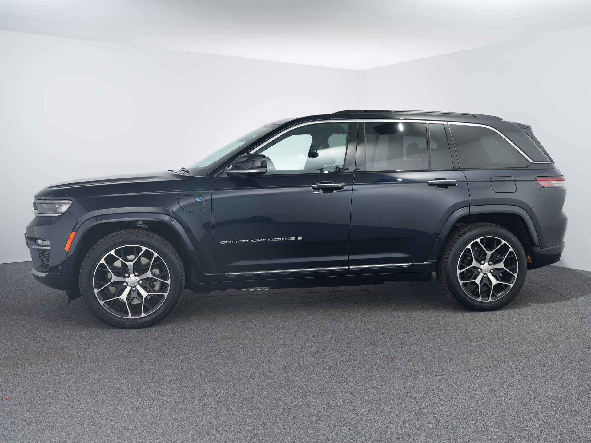 Jeep Grand Cherokee 2.0 Summit Reserve 4xe | Leder | Stoelverwarming, verkoeling en geheugen | Massage | Luchtvering | Panorama schuif-/ kanteldak | - 21/44