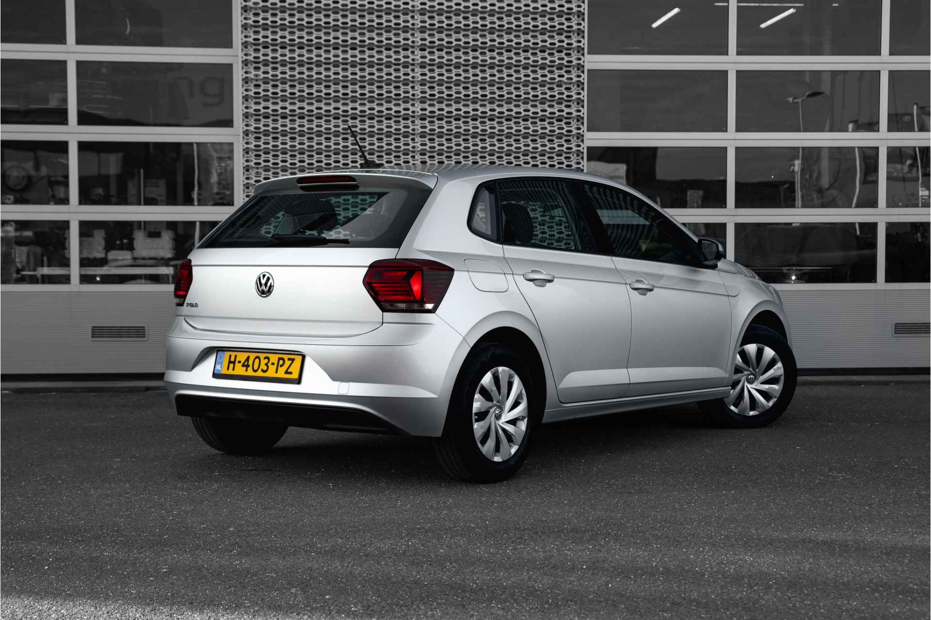 Volkswagen Polo 1.0 TSI Comfortline DSG Automaat | Navi | Apple car Play - 3/23