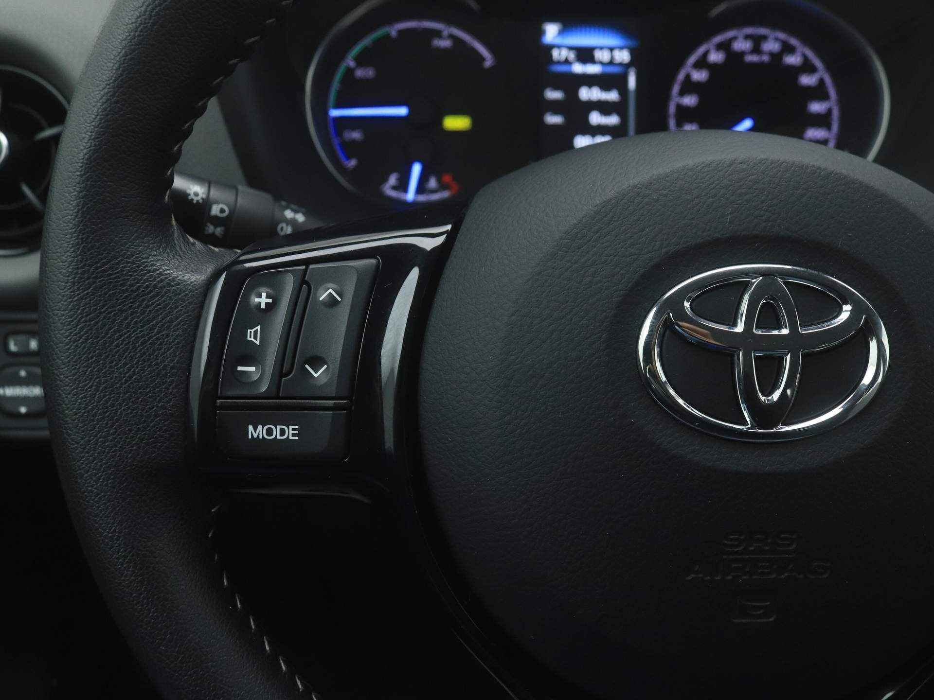 Toyota Yaris 1.5 Hybrid Aspiration | Parkeercamera | Cruise Control | - 22/44
