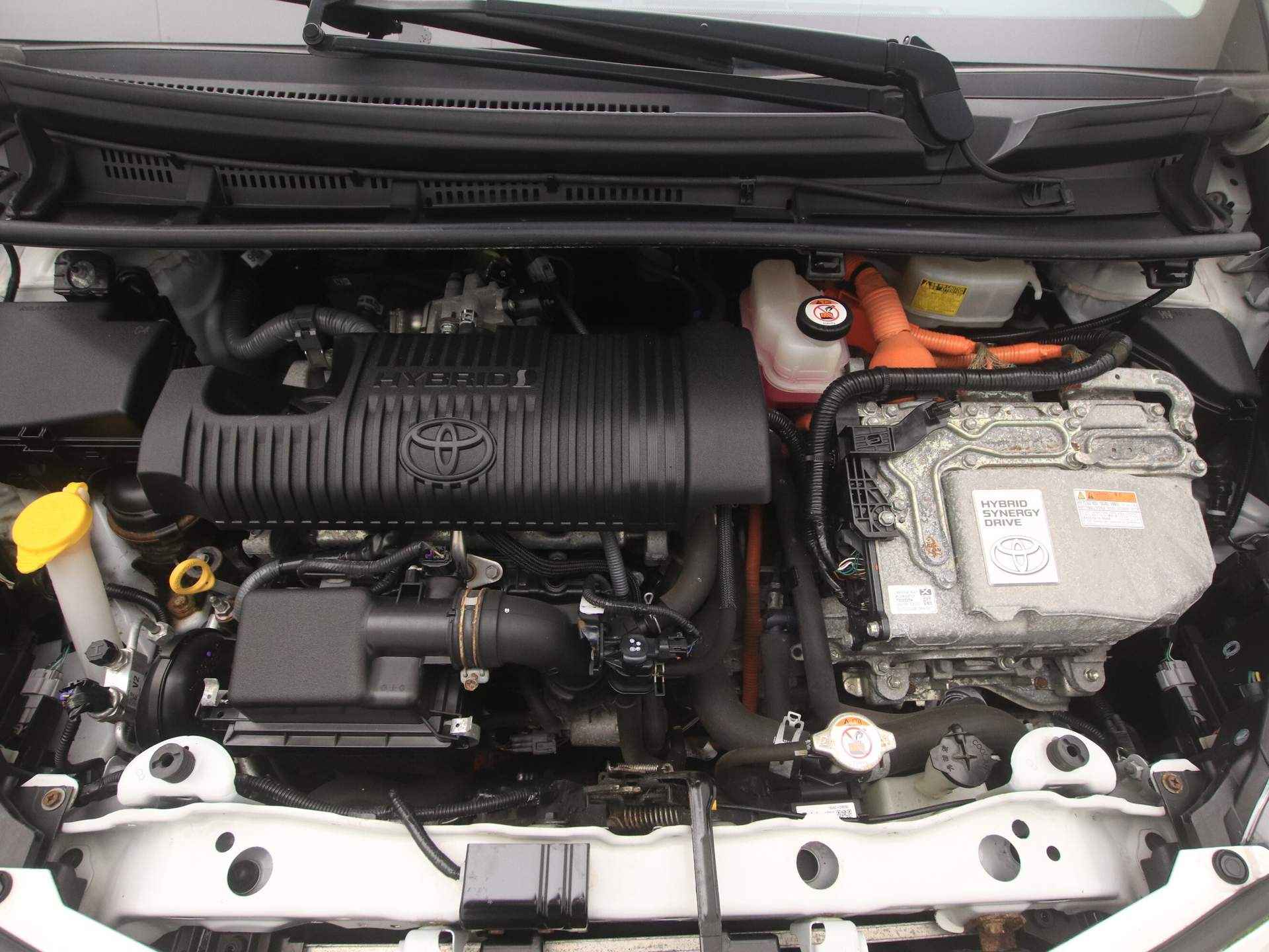Toyota Yaris 1.5 Hybrid Aspiration | Parkeercamera | Cruise Control | - 40/44