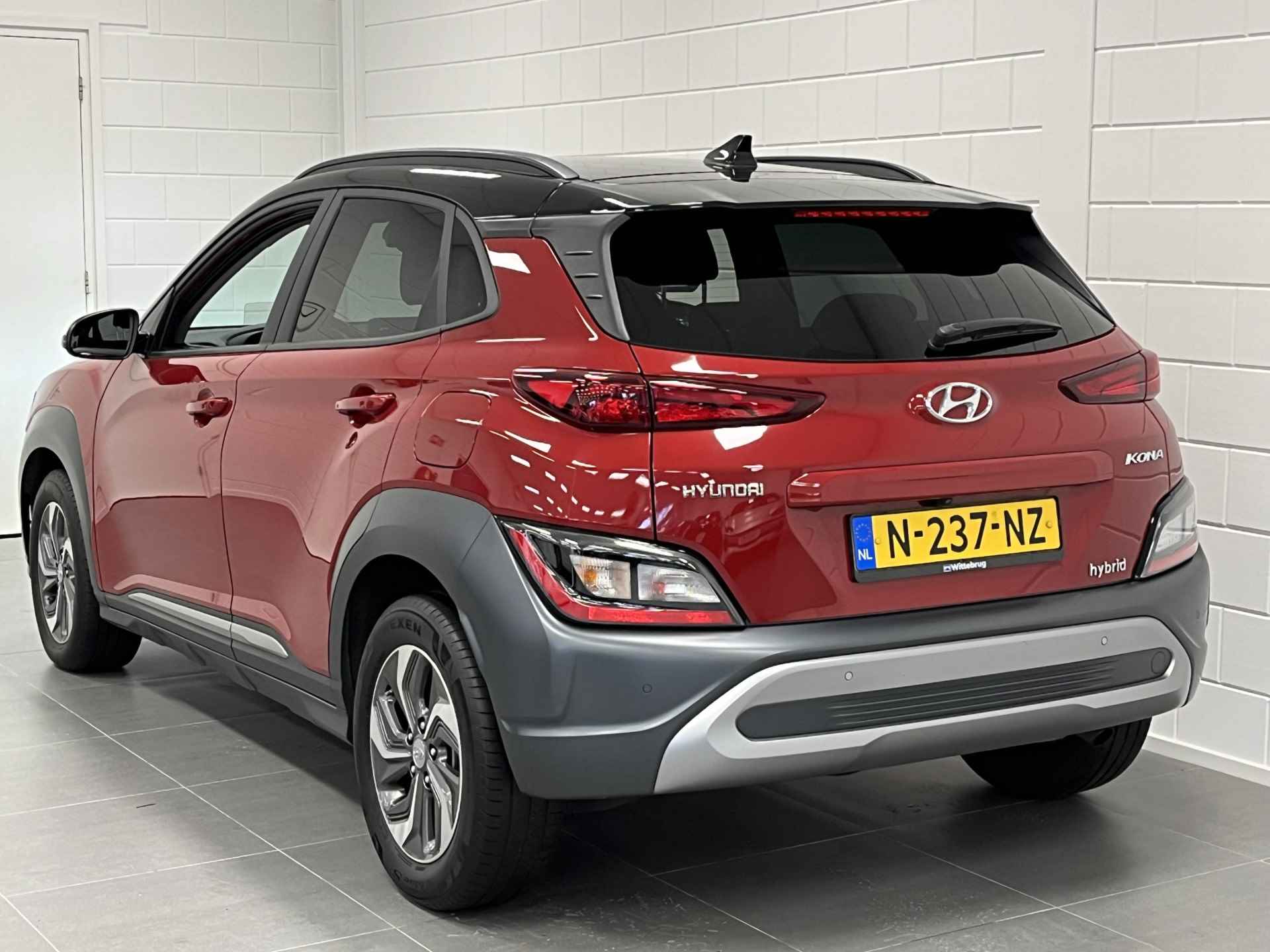 Hyundai KONA 1.6 GDI HEV Fashion NAVIGATIE | TWO TONE LAK | KRELL PREMIUM AUDIO | KEURIGE AUTO! - 11/43