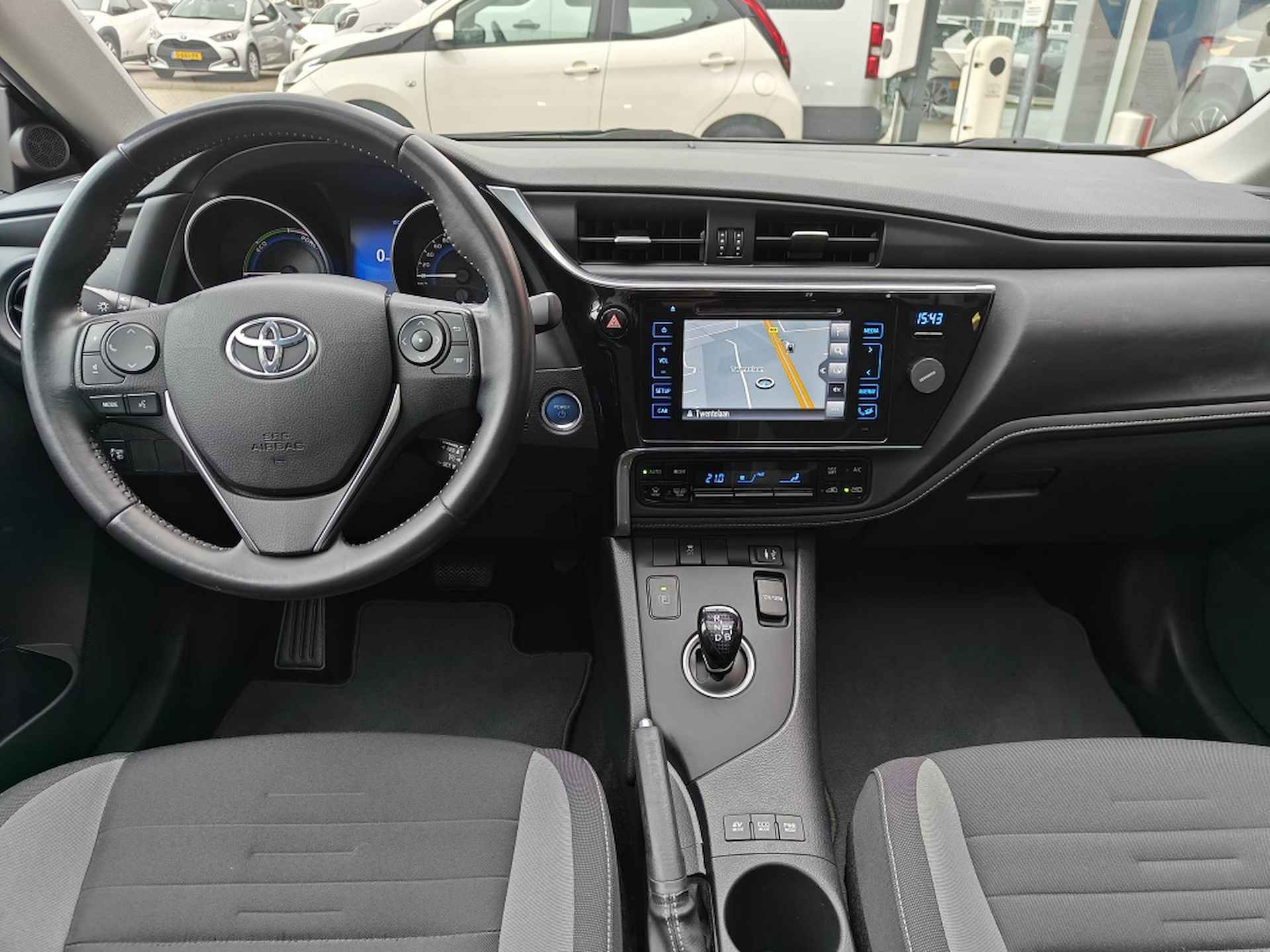 Toyota Auris 1.8 Hybrid Trend | Navi | Panodak | parkeercamera | Climate Cont - 6/23