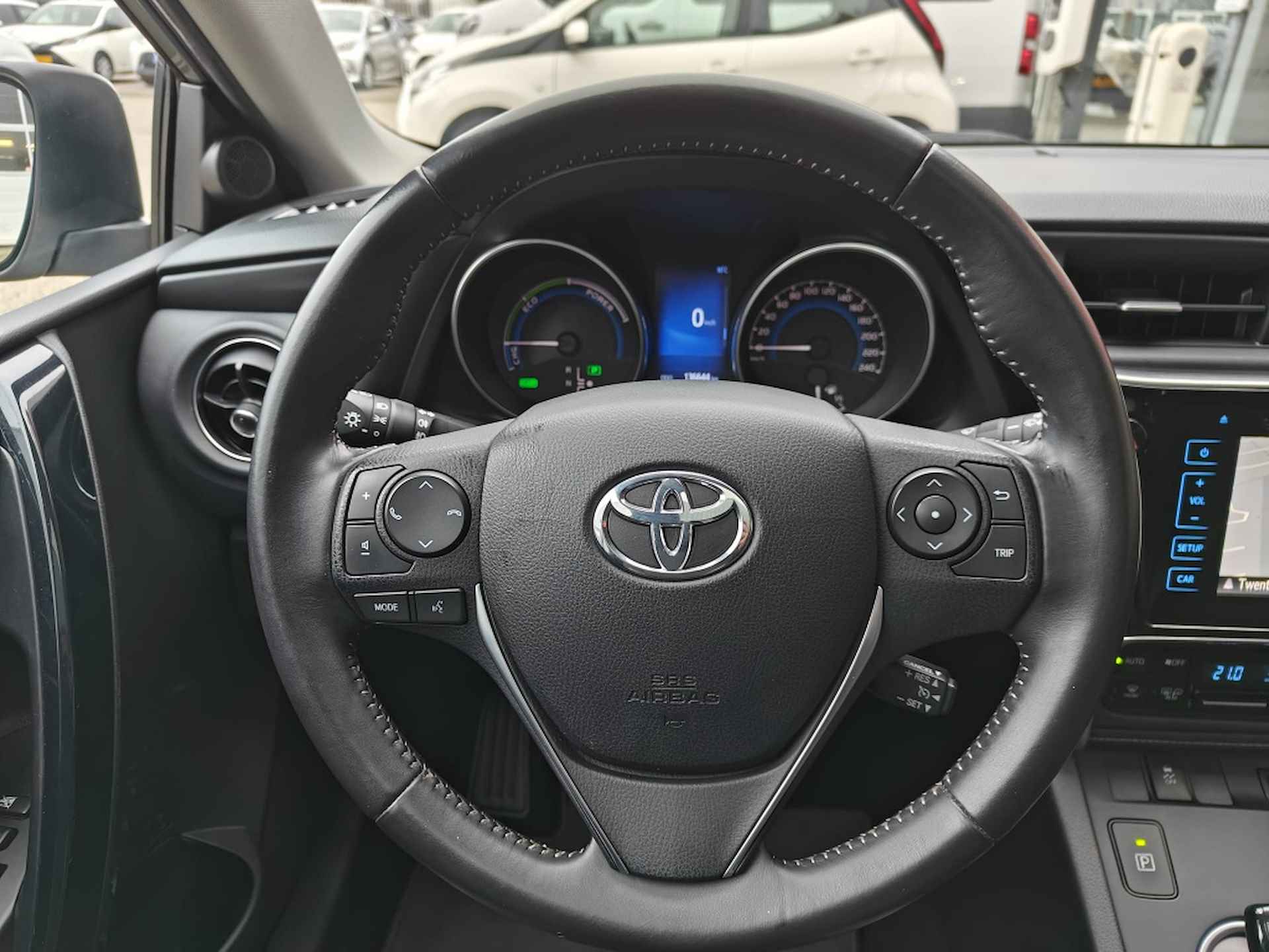 Toyota Auris 1.8 Hybrid Trend | Navi | Panodak | parkeercamera | Climate Cont - 7/23