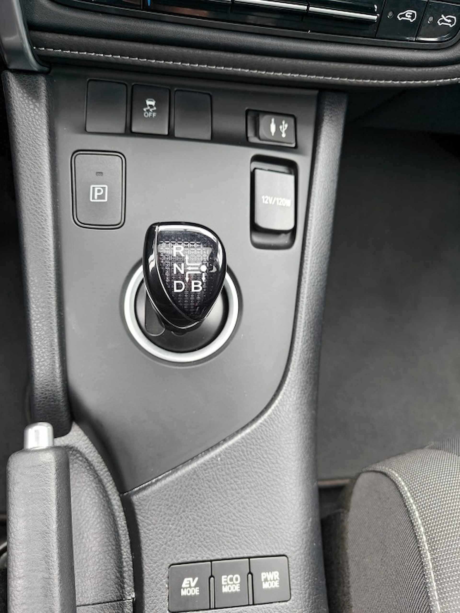 Toyota Auris 1.8 Hybrid Trend | Navi | Panodak | parkeercamera | Climate Cont - 15/23