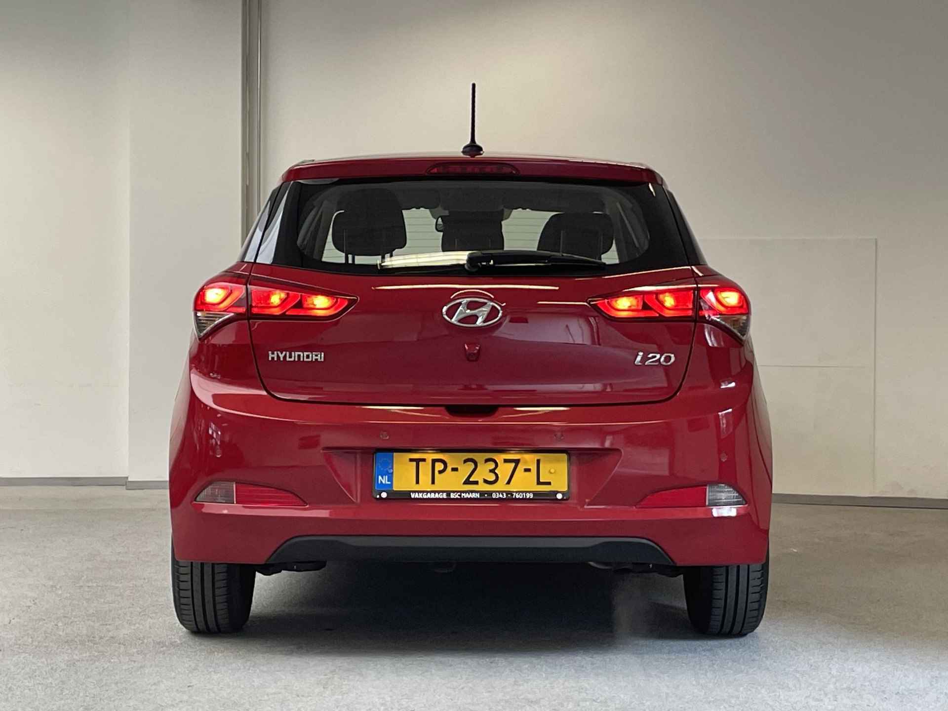 Hyundai i20 1.0 T-GDI Comfort | CAMERA | NAVI | CLIMA | ORG.NL | - 11/36