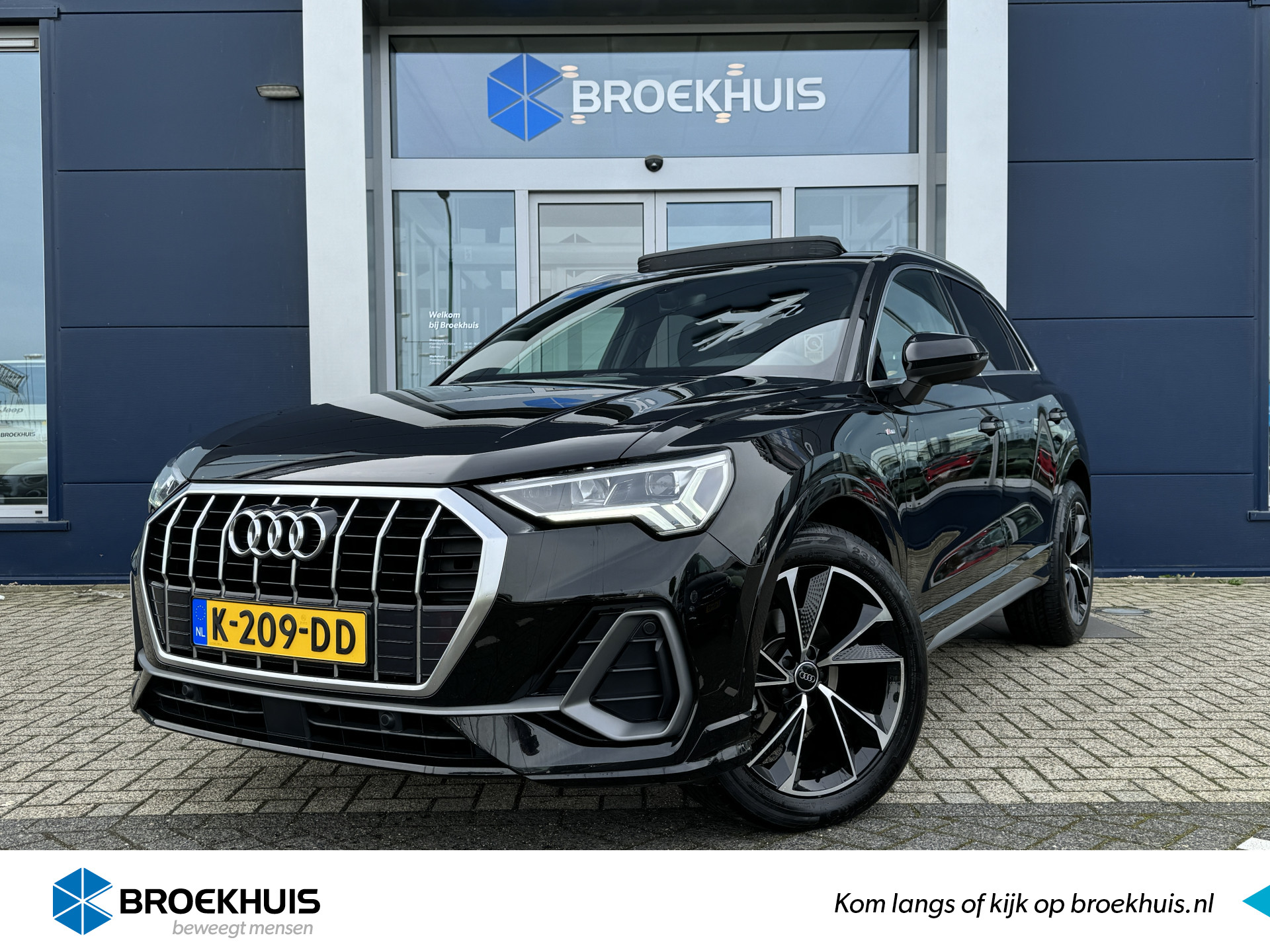 Audi Q3 35 TFSI Pro Line S 150PK S-Tronic | Schuifkantel dak | Leder | Elektr. klep | PDC V/A | Navi | Carp bij viaBOVAG.nl