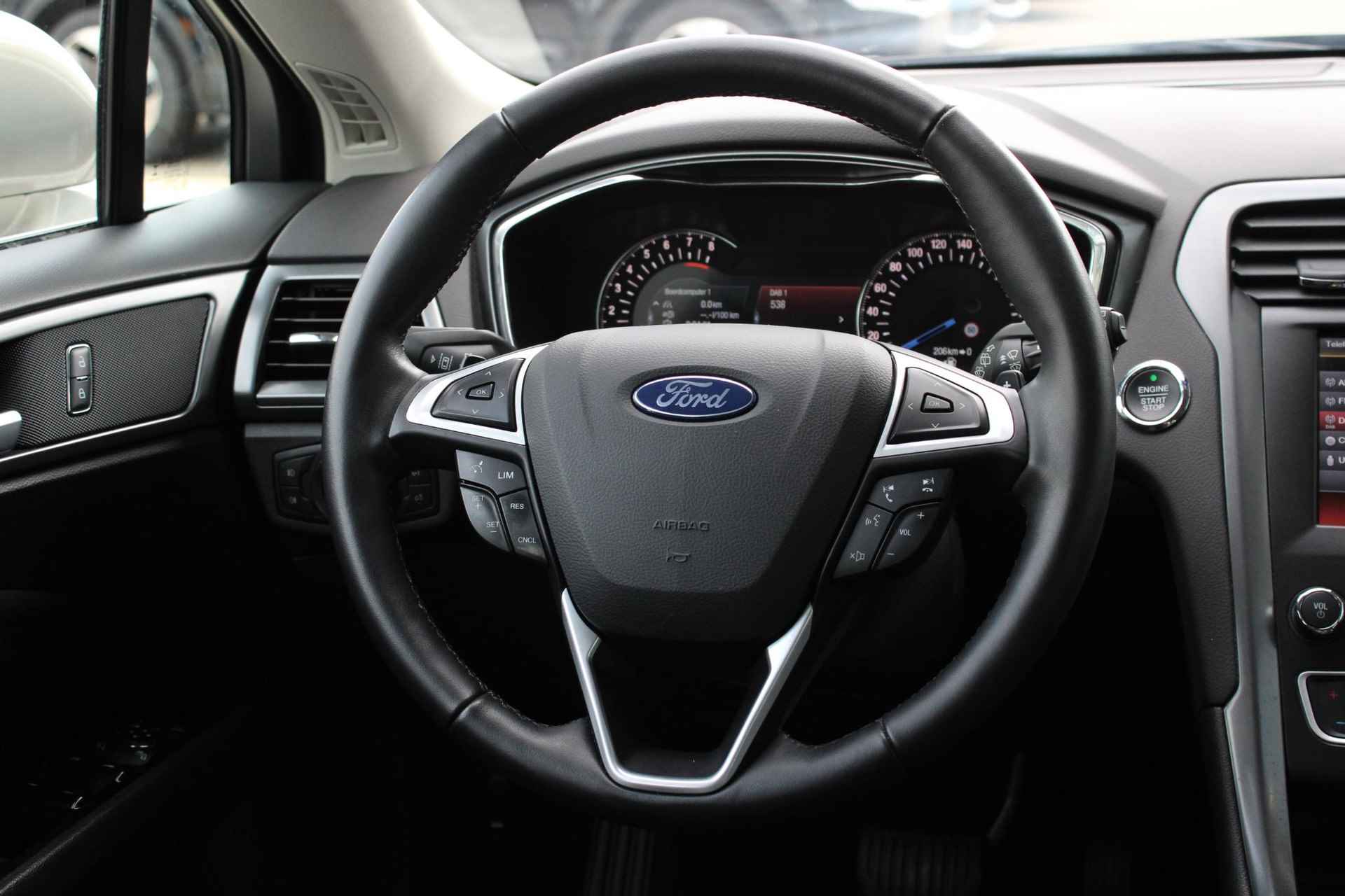 Ford Mondeo 1.5 Titanium | Automaat! | Trekhaak | Stoelverwarming | Navigatie | Climate Control | Cruise Control | - 14/41