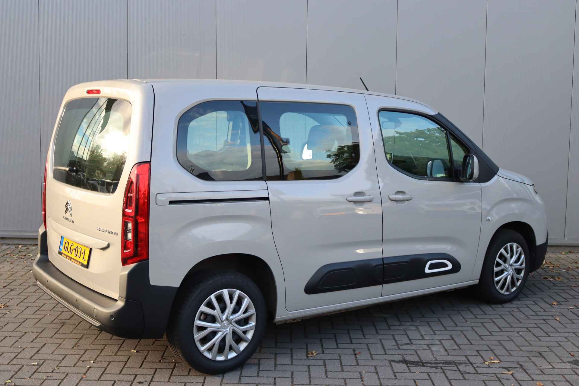 Citroën Berlingo 1.2 PureT. 110PK Feel Cruise-Control/Parkeerhulp/Carplay-android/DAB+ - 5/26