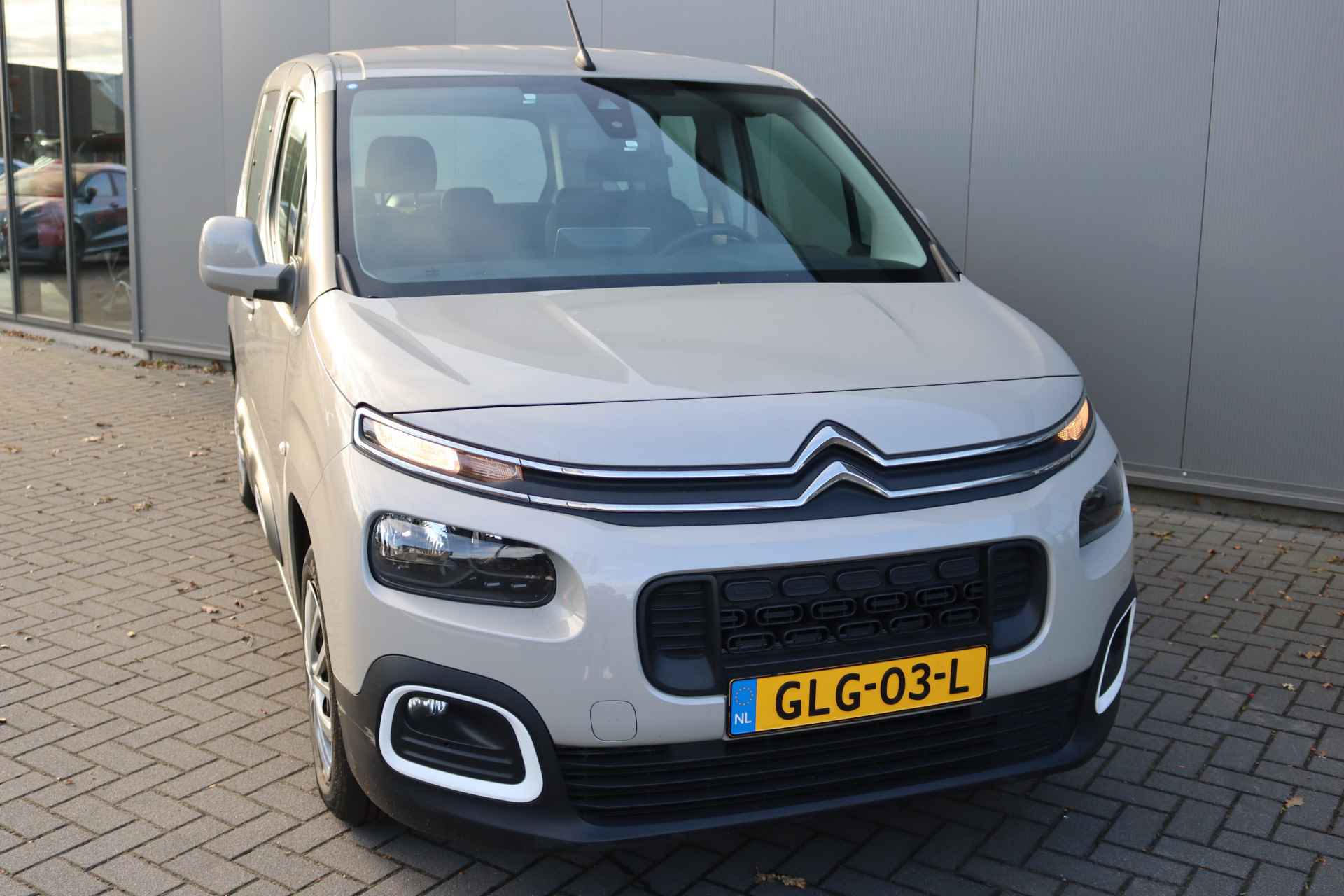 Citroën Berlingo 1.2 PureT. 110PK Feel Cruise-Control/Parkeerhulp/Carplay-android/DAB+ - 9/26