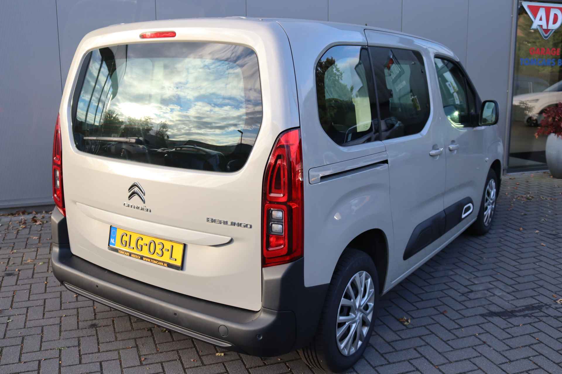 Citroën Berlingo 1.2 PureT. 110PK Feel Cruise-Control/Parkeerhulp/Carplay-android/DAB+ - 11/26