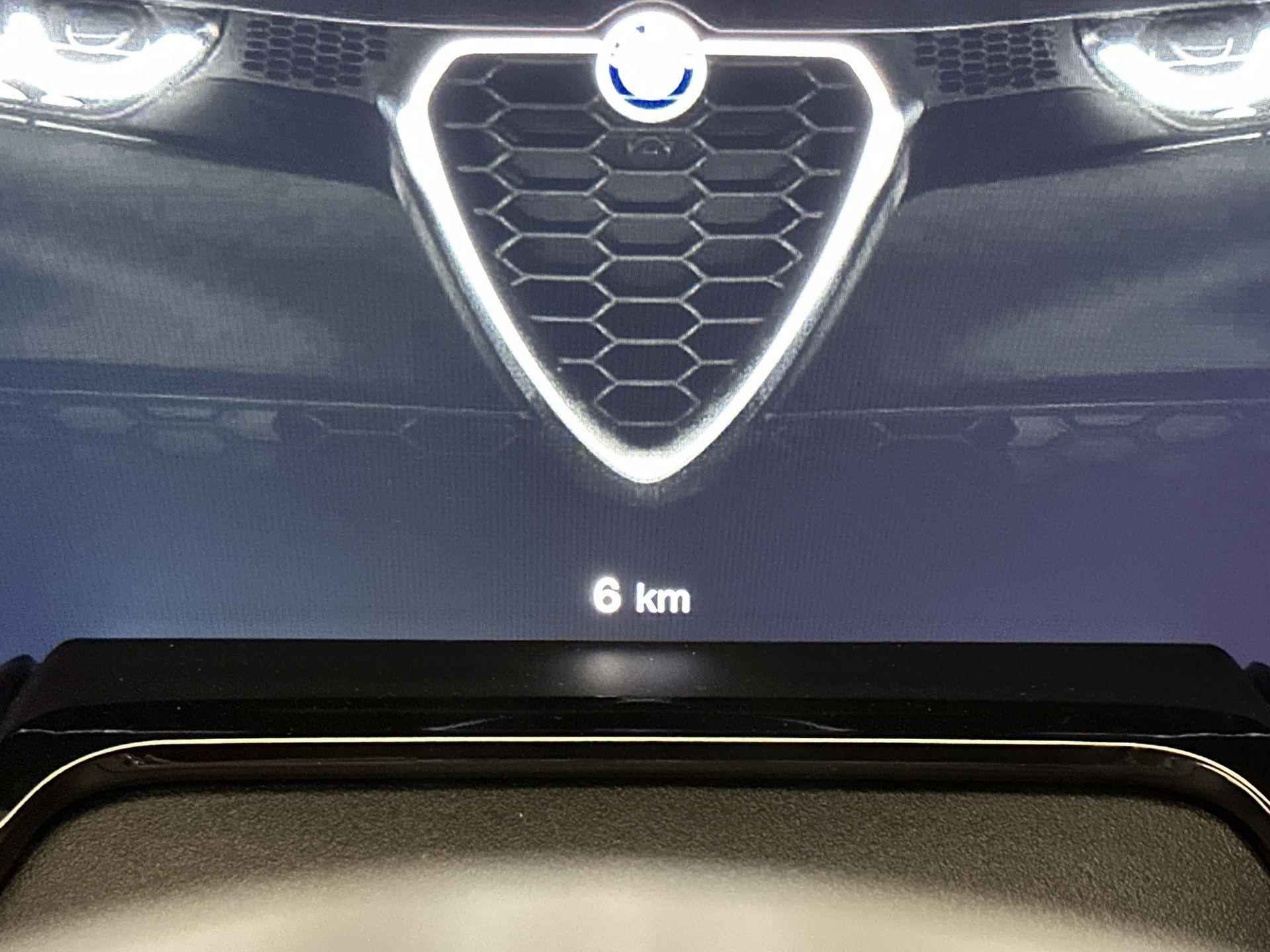 Alfa Romeo Tonale Hybrid Sprint 131pk Automaat STOELVERWARMING | STUURVERWARMING | LED MATRIX | NAVIGATIE | SNEL RIJDEN | RIJKLAARPRIJS - 24/32