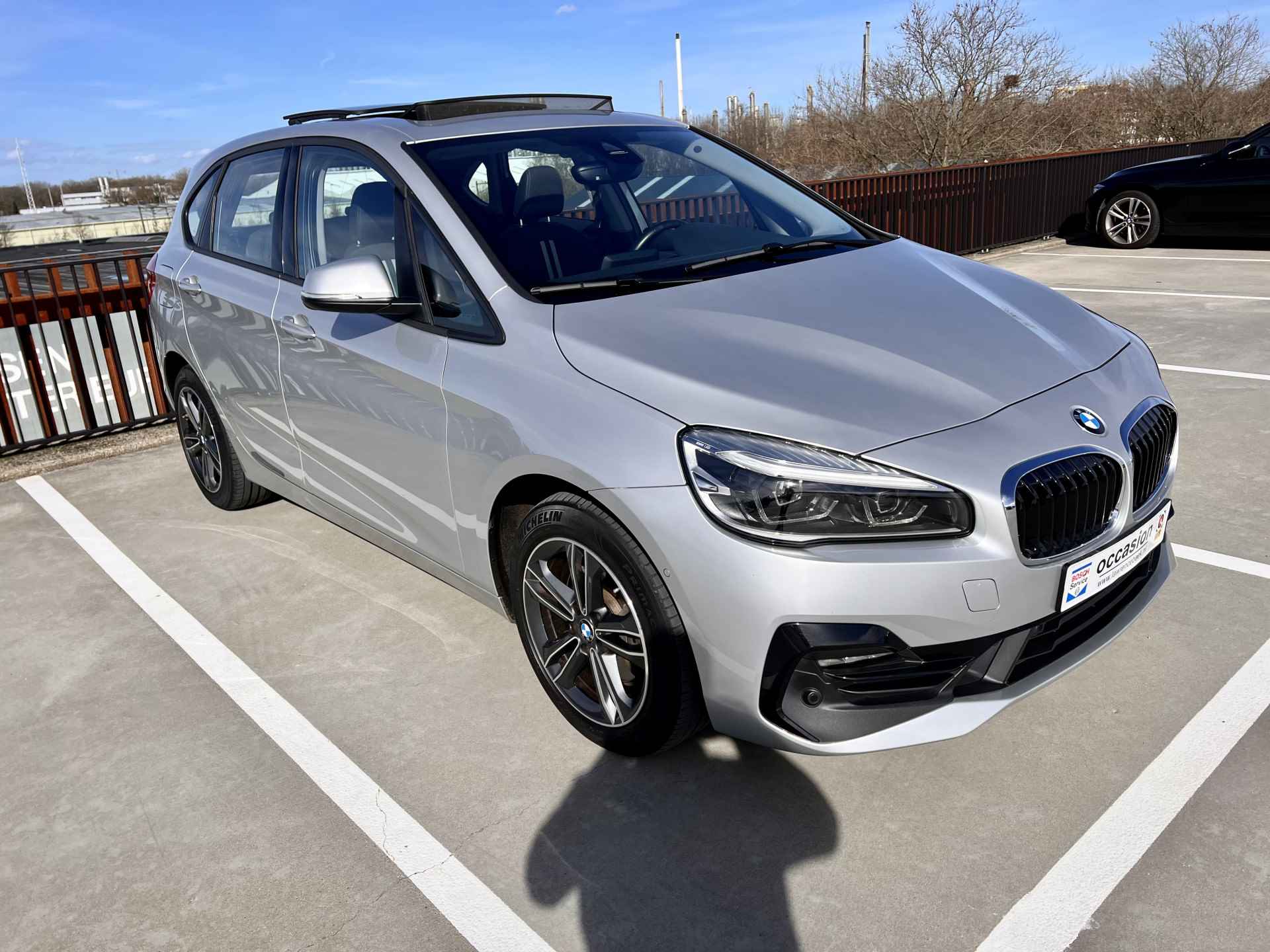 BMW 2 Serie Active Tourer 220i High Executive Edition | Navi | Pano | Elek.Klep | Cruise | Afn. Trekh. | | dealer auto | BMW Premium Selection 2 jaar garantie | % Bovag Occasion Partner % - 12/51