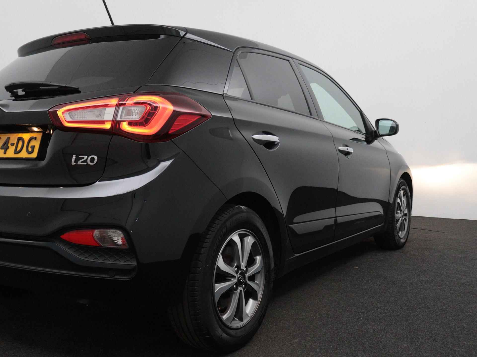 Hyundai i20 1.0 T-GDI Premium | Full options! - 12/33