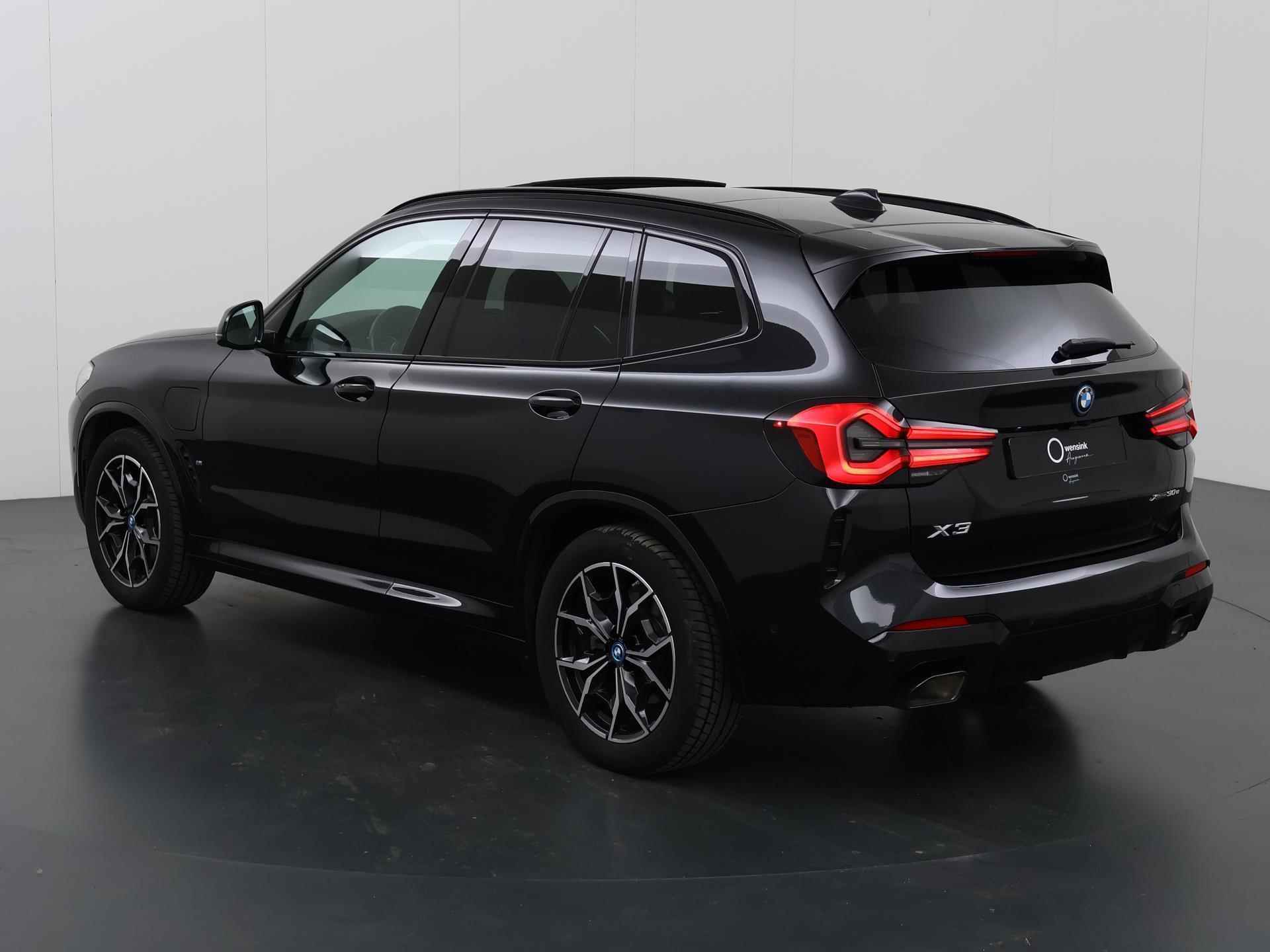 BMW X3 xDrive30e High Executive M-Sport | Panoramadak | FaceLift | Sportstoelen | ShadowLine | Harman/Kardon | HUD | Camera | Apple CarPlay  | Stoelverw. | Ele. verstelbare stoelen + Geheugen | - 23/58