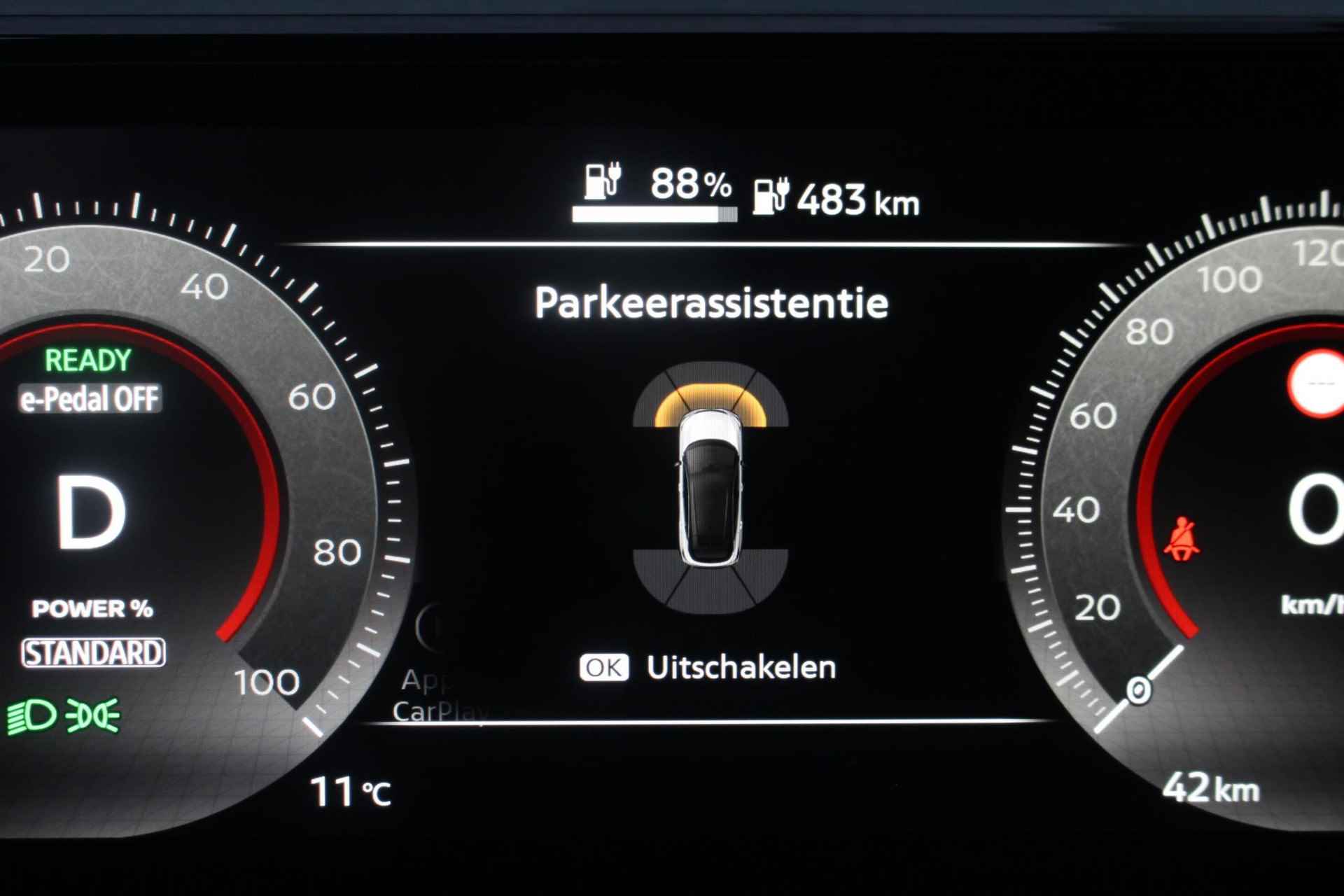 Nissan Ariya Evolve 91 kWh 240pk | Bose Audio | Draadloze Apple Carplay & Android Auto | Afneembare Trekhaak | Elektrisch Verstelbare Stoelen | Stoel/Stuurwiel Verwarming | Nieuw! - 33/42