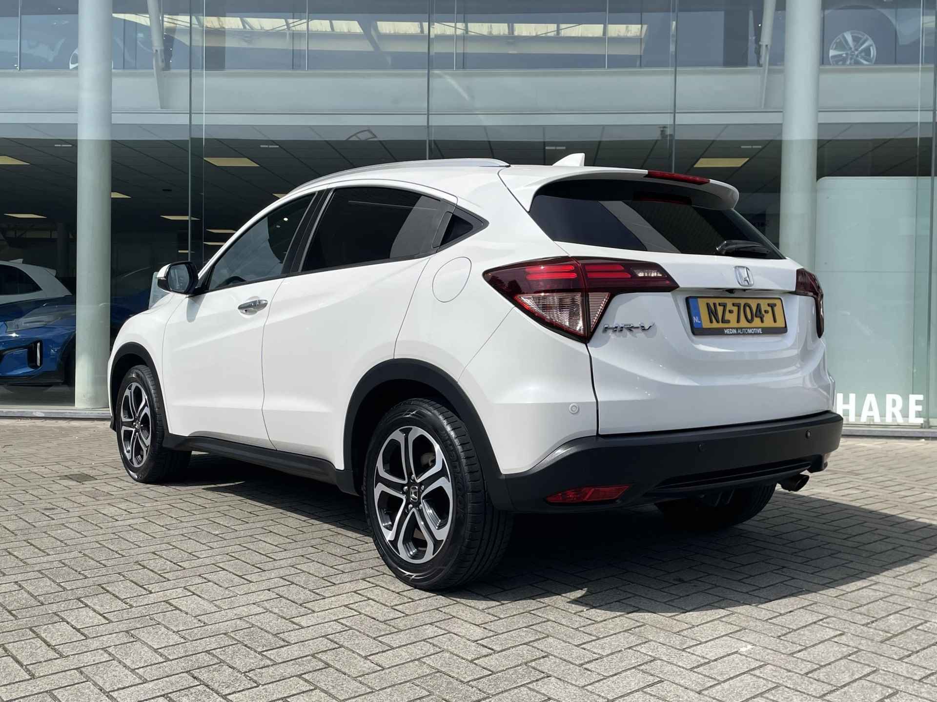 Honda HR-V 1.5 i-VTEC Executive NAV | Climate Control | PDC | Panorama\schuifdak | PDC V&A - 6/29