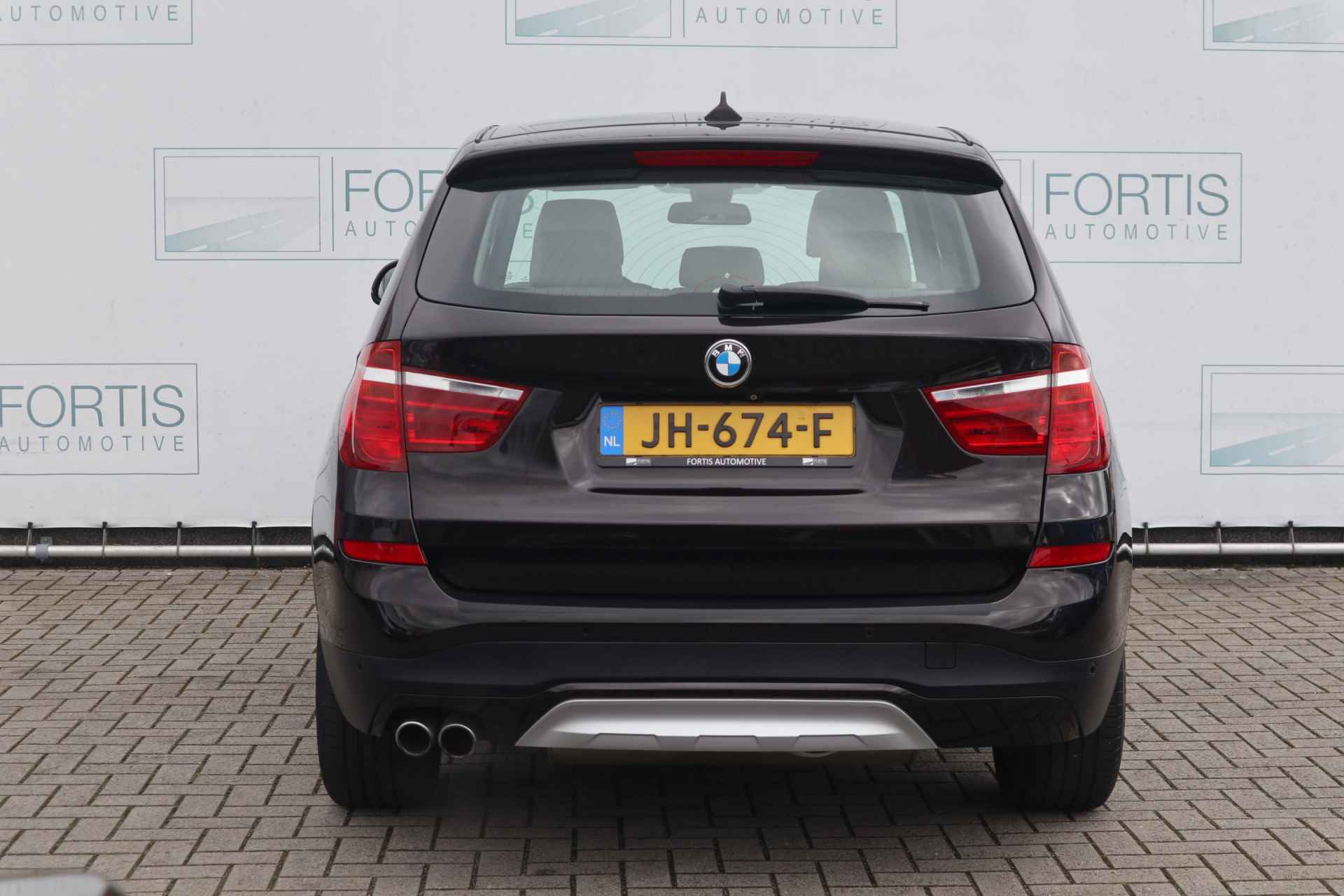 BMW X3 xDrive28i High Executive LEDER | HUD | TREKHAAK ELEK | CAMERA | STOELVERW | 2de PINSTERDAG GEOPEND VAN 10:00 T/M 16:00 UUR - 16/48