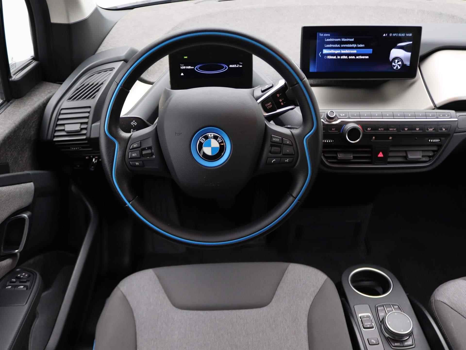 BMW i3 Executive Edition | Achteruitrijcamera | Schuifdak | Navigatiesysteem Professional | DAB | 20'' - 21/25