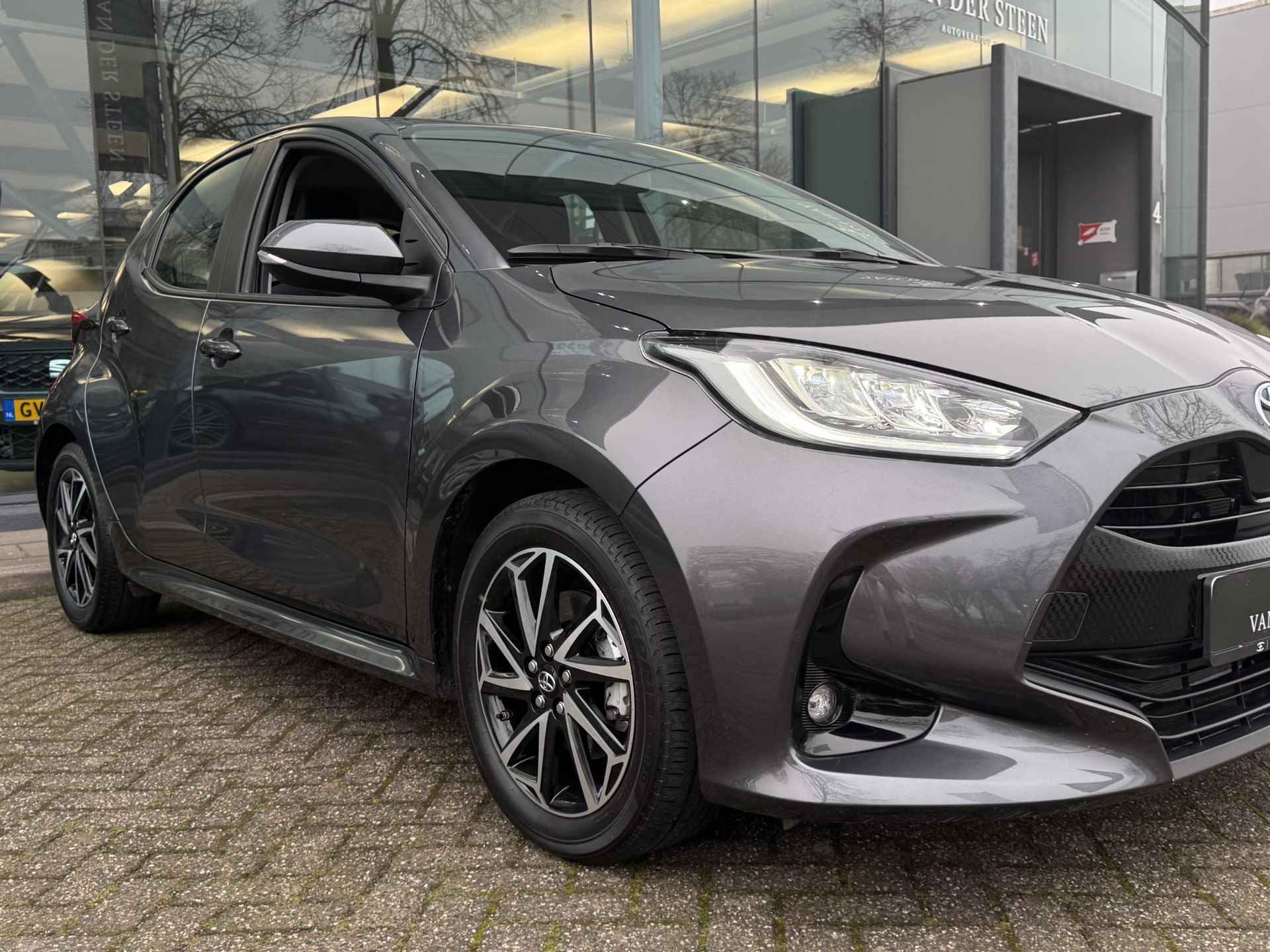 Toyota Yaris 1.5 Hybrid 115 Business Fabrieksgarantie t/m 2034 | LED Verlichting - 16/20