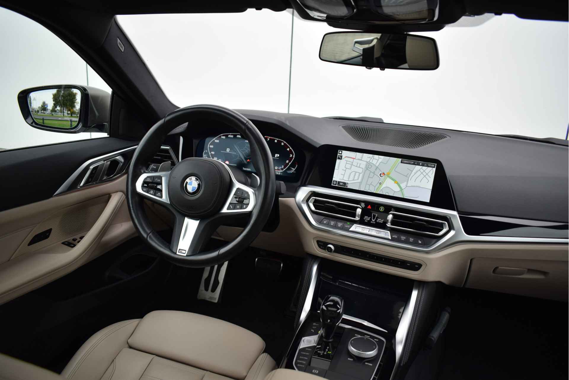 BMW 4 Serie Coupé M440i xDrive High Executive Automaat / Schuif-kanteldak / Trekhaak / Laserlicht / Parking Assistant Plus / Adaptief M onderstel / Comfort Access - 20/34