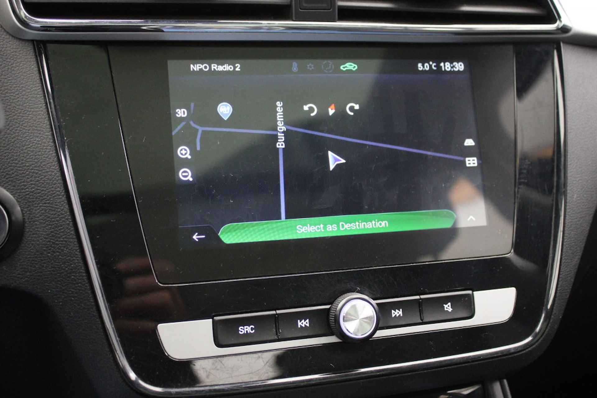 MG Zs EV Luxury 45 kWh - Panorama, Carplay, Stoelverw. - 19/27