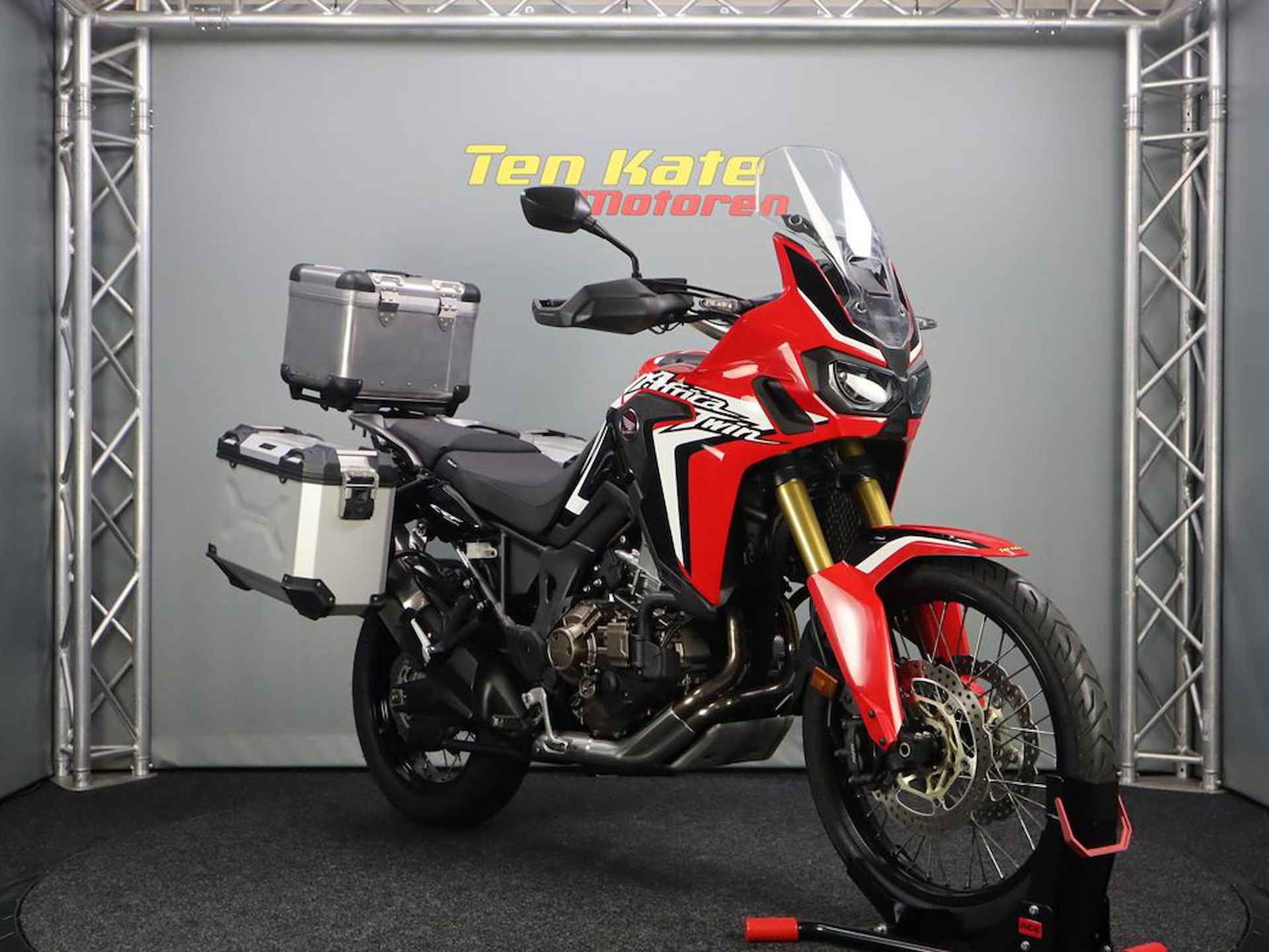 Honda CRF 1000 L Africa Twin DCT - 2/13