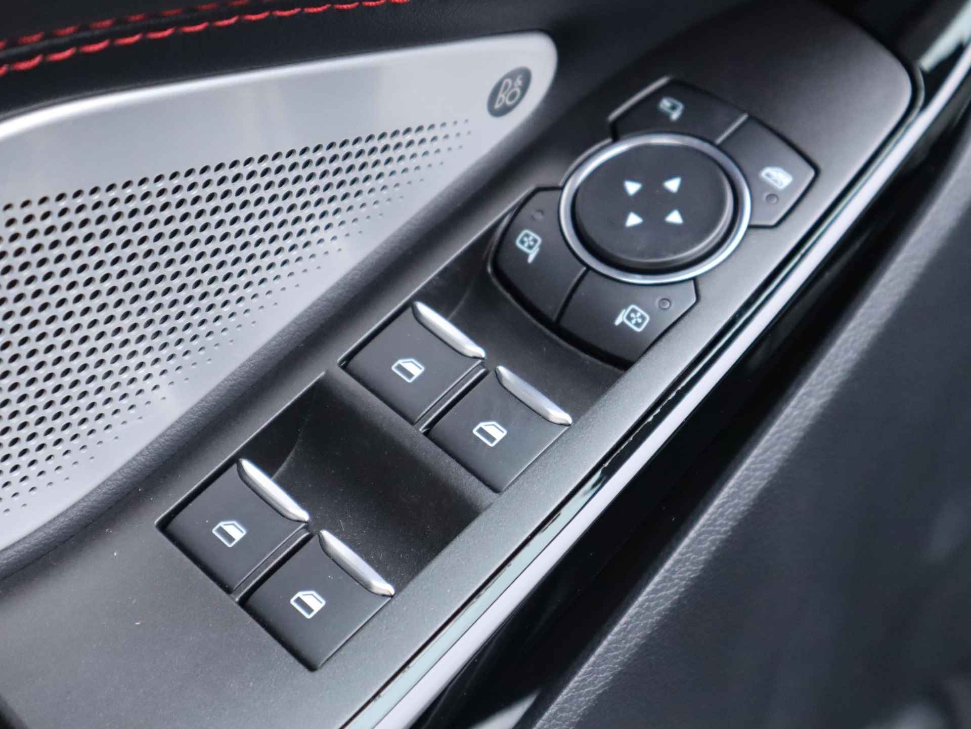 Ford Explorer 3.0 V6 EcoBoost PHEV ST-Line | 20" Lichtmetaal | 360° Camera | Leren bekleding | Afneembare trekhaak | Dual zone Climatecontrol | Led koplampen | Panorama dak | Adaptive cruisecontrol | B&O Premium Audio | - 36/82