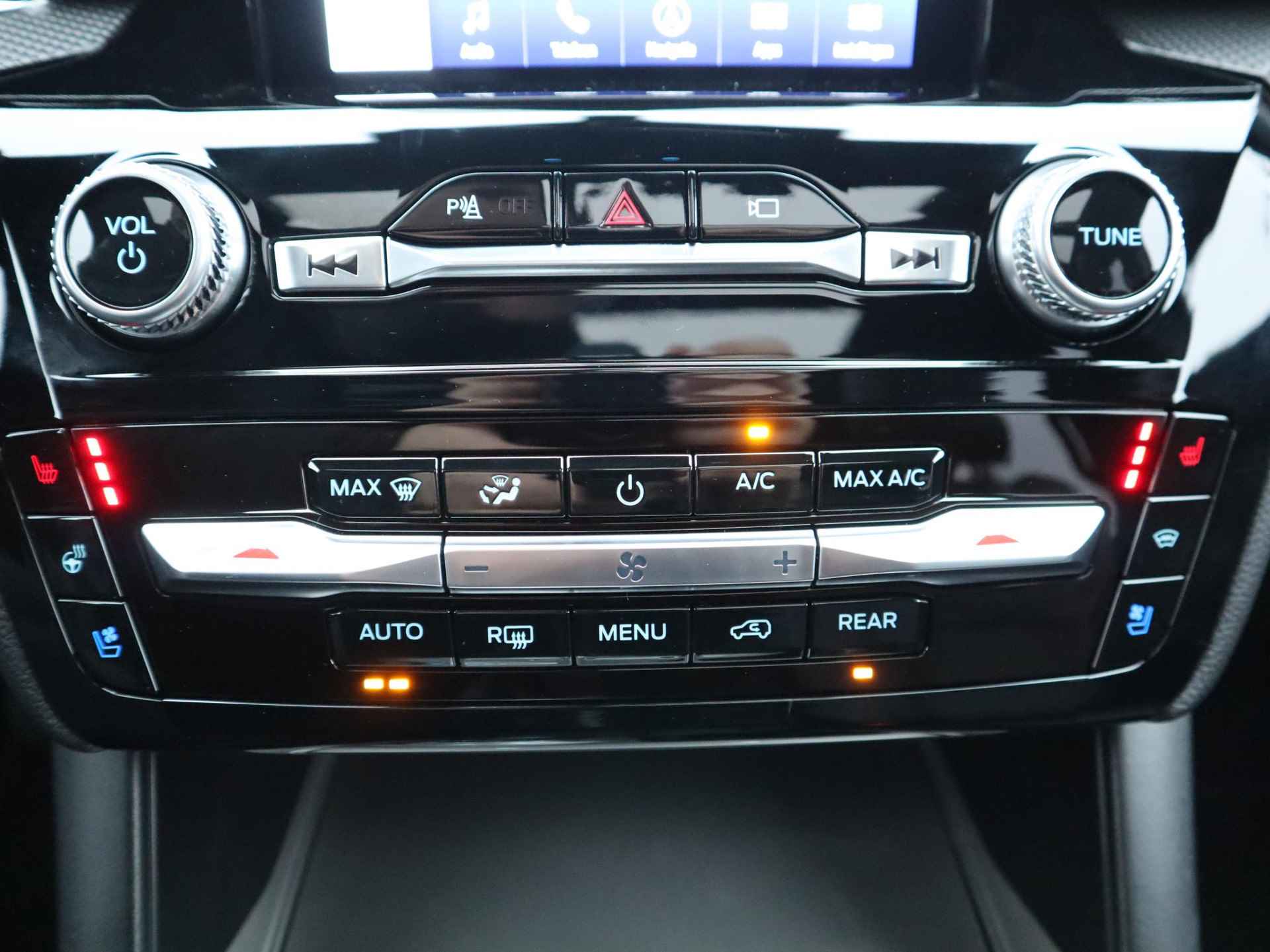 Ford Explorer 3.0 V6 EcoBoost PHEV ST-Line | 20" Lichtmetaal | 360° Camera | Leren bekleding | Afneembare trekhaak | Dual zone Climatecontrol | Led koplampen | Panorama dak | Adaptive cruisecontrol | B&O Premium Audio | - 54/82