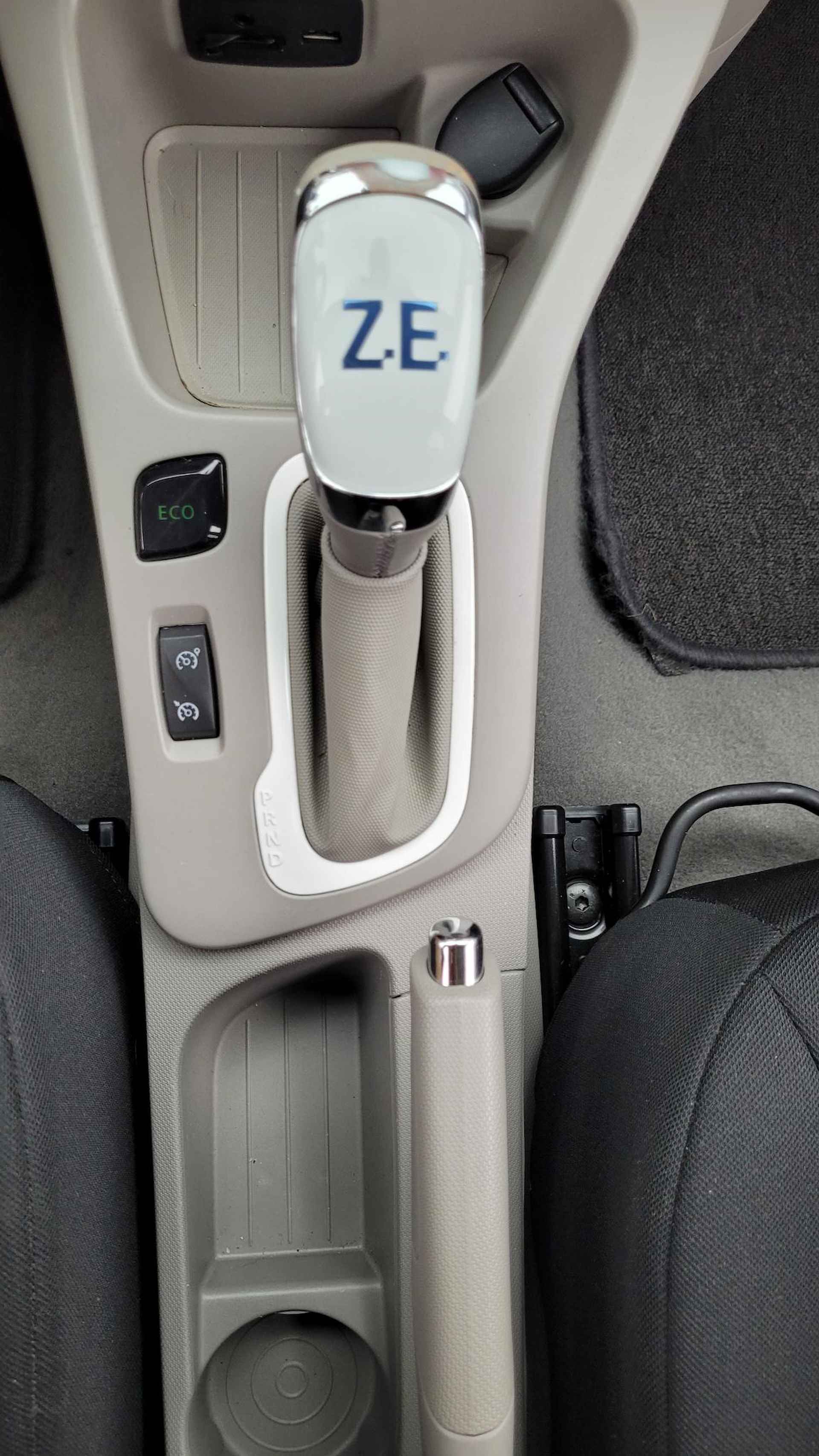 Renault ZOE Q210 Zen Quickcharge 22 kWh (ex Accu) Navigatie|Climatronic|LM velgen|PDC achter| - 33/35