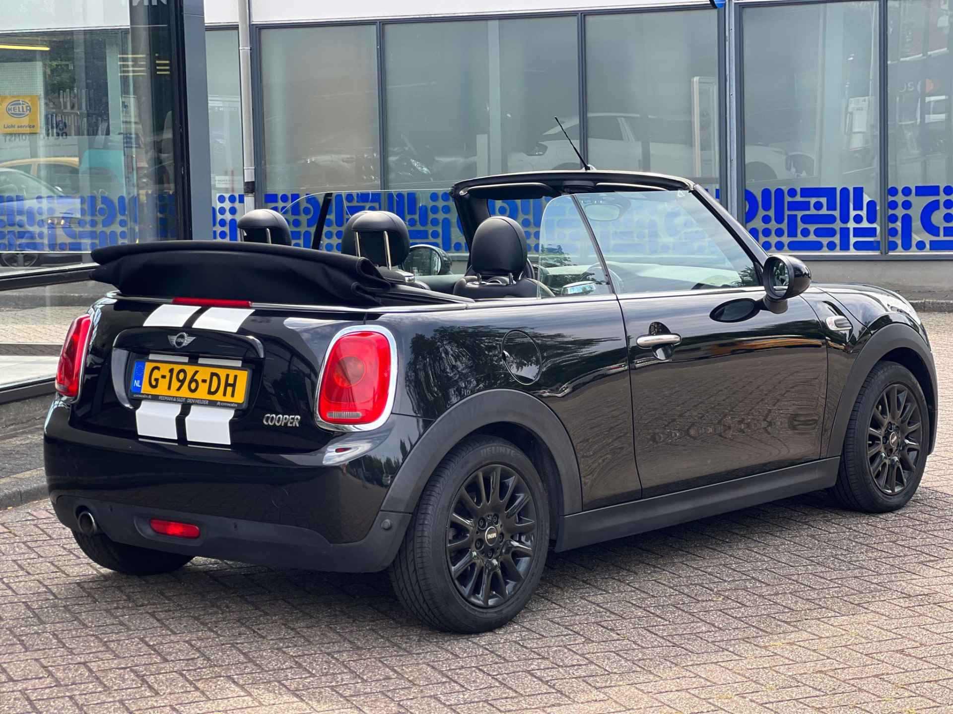 MINI Cabrio 1.5 Cooper Pepper Serious Business - 12/33